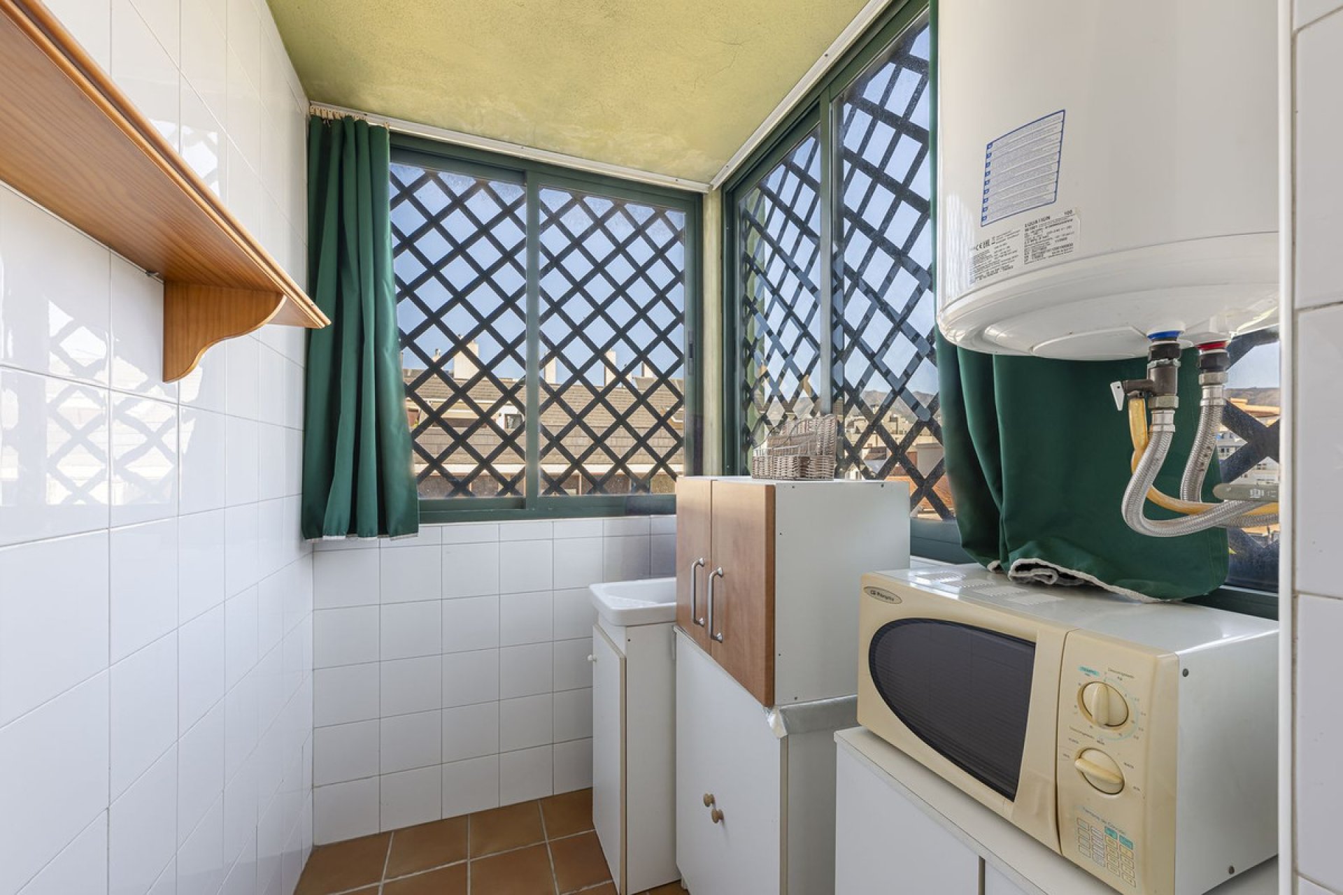 Resale - Apartment - Middle Floor Apartment - Fuengirola - Fuengirola Centro