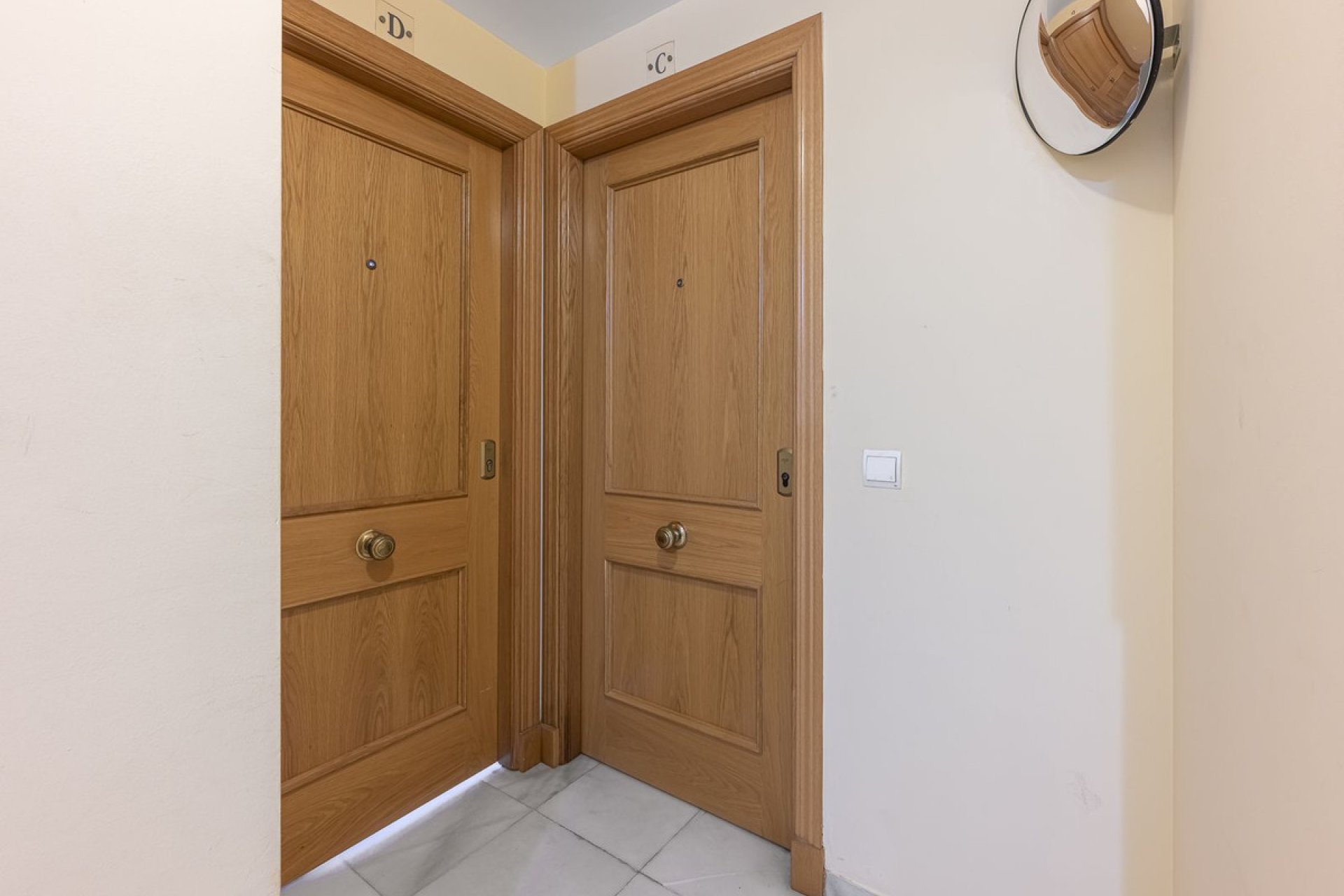 Resale - Apartment - Middle Floor Apartment - Fuengirola - Fuengirola Centro
