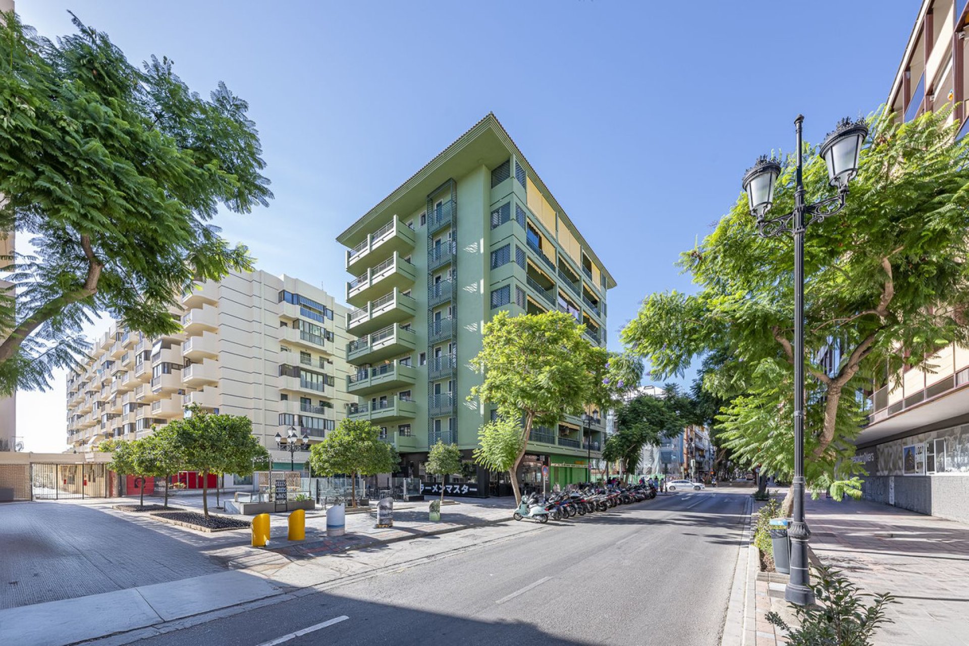 Resale - Apartment - Middle Floor Apartment - Fuengirola - Fuengirola Centro