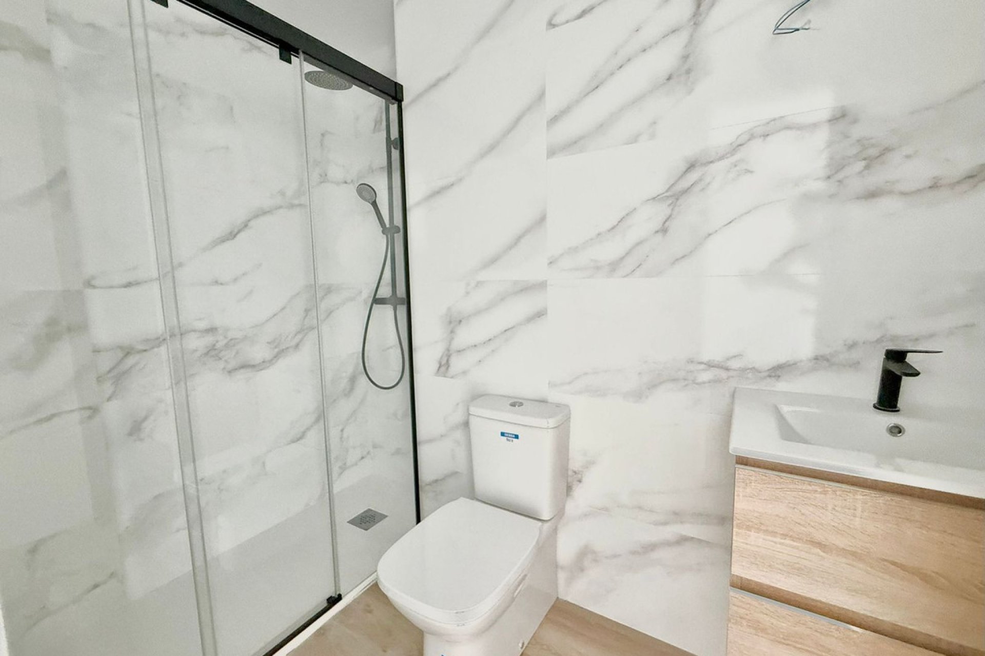 Resale - Apartment - Middle Floor Apartment - Fuengirola - Fuengirola Centro