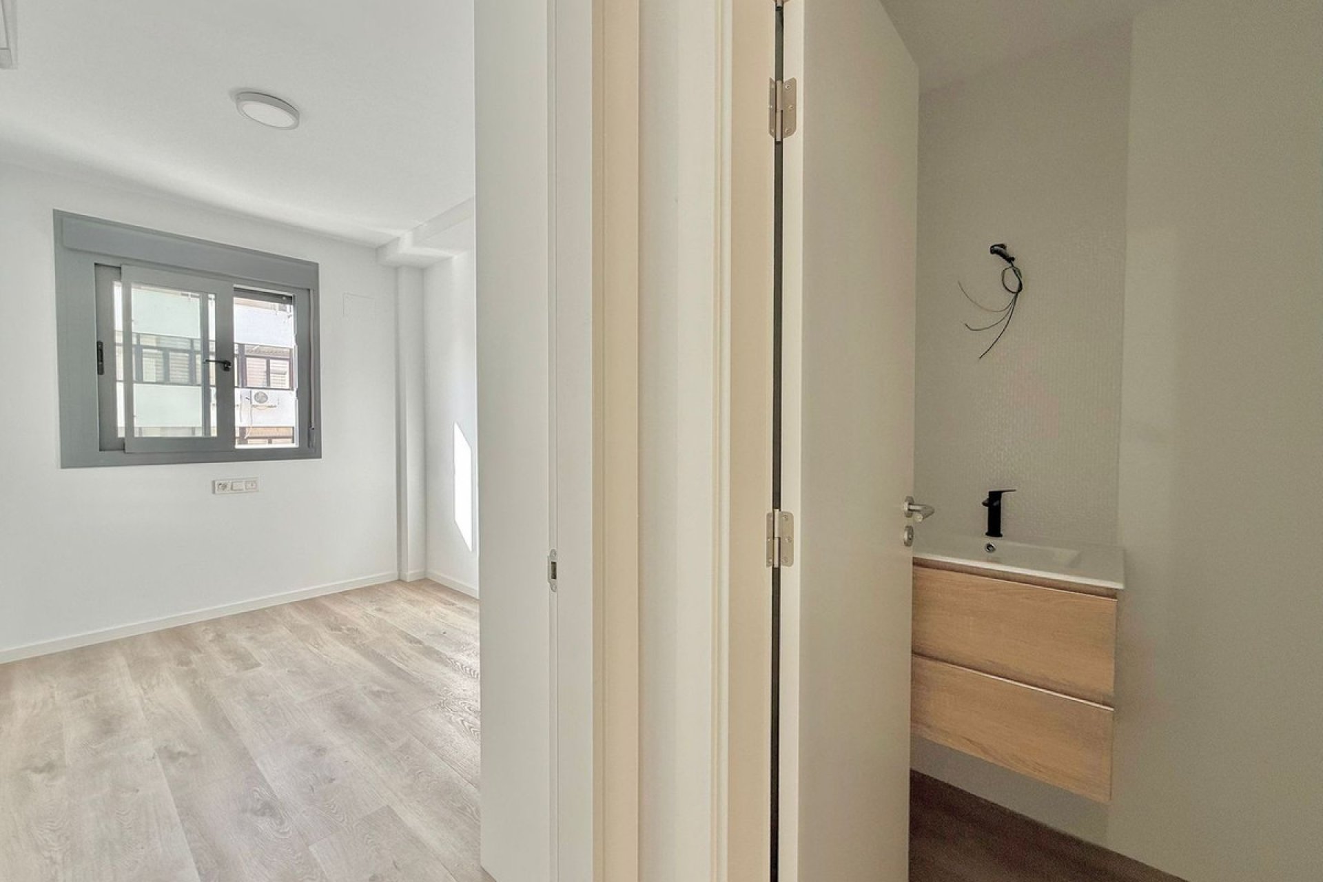 Resale - Apartment - Middle Floor Apartment - Fuengirola - Fuengirola Centro