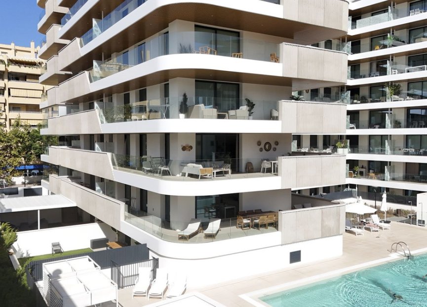 Resale - Apartment - Middle Floor Apartment - Fuengirola - Fuengirola Centro