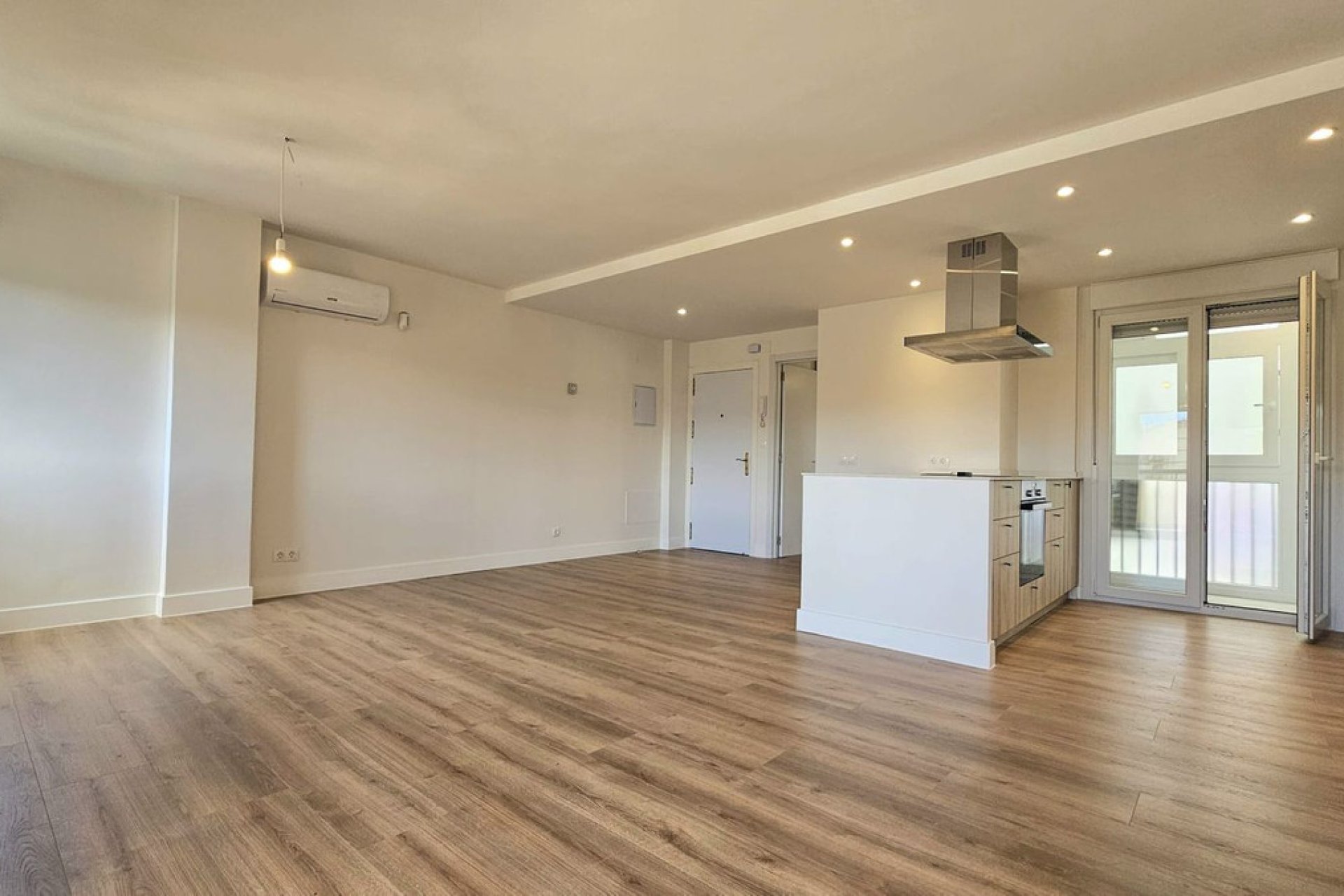 Resale - Apartment - Middle Floor Apartment - Fuengirola - Fuengirola Centro