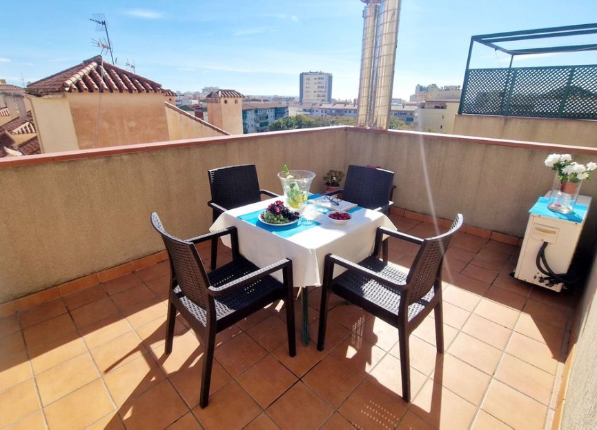 Resale - Apartment - Middle Floor Apartment - Fuengirola - Fuengirola Centro