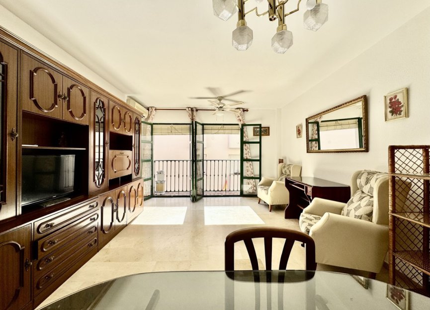 Resale - Apartment - Middle Floor Apartment - Fuengirola - Fuengirola Centro