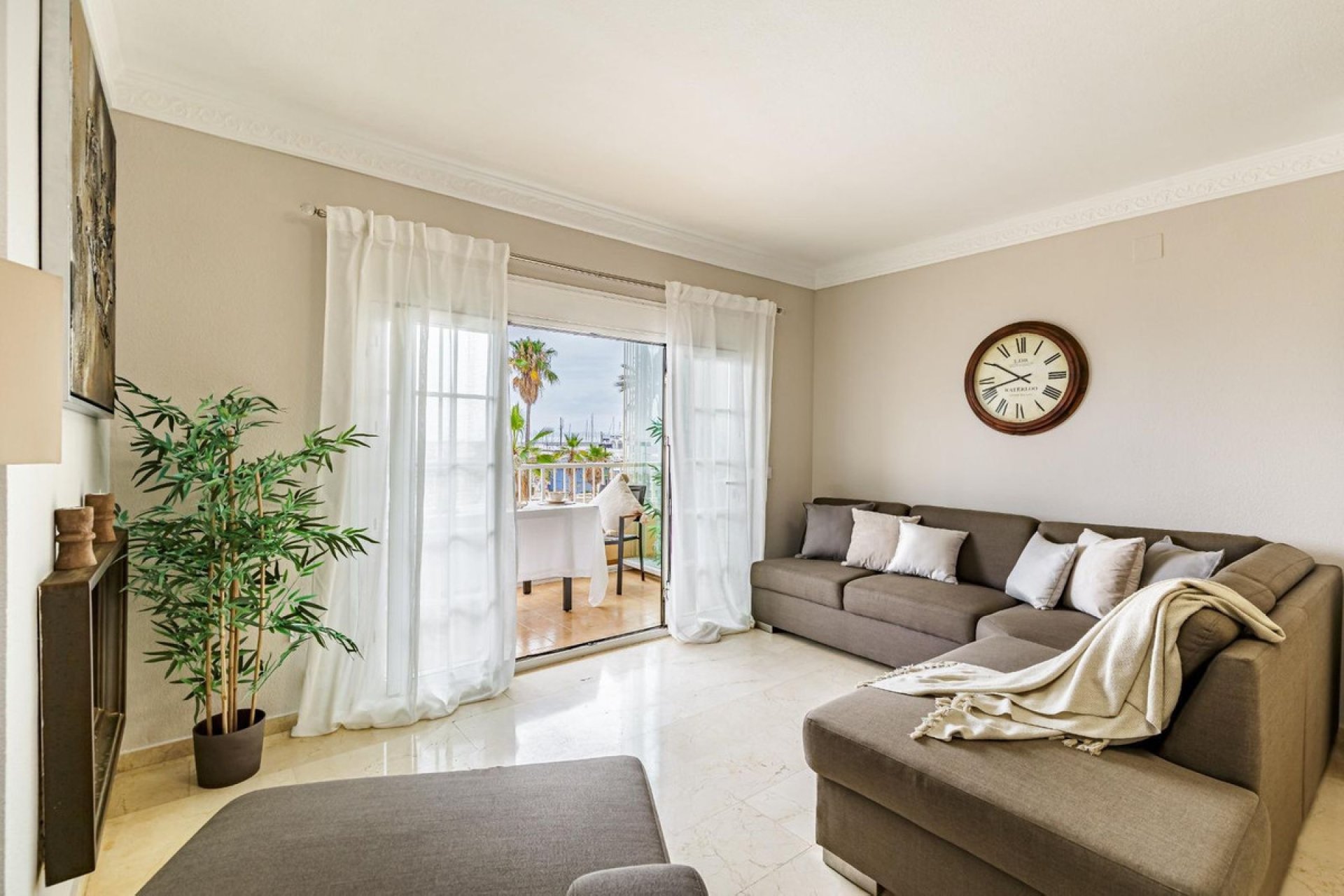 Resale - Apartment - Middle Floor Apartment - Fuengirola - Fuengirola Centro