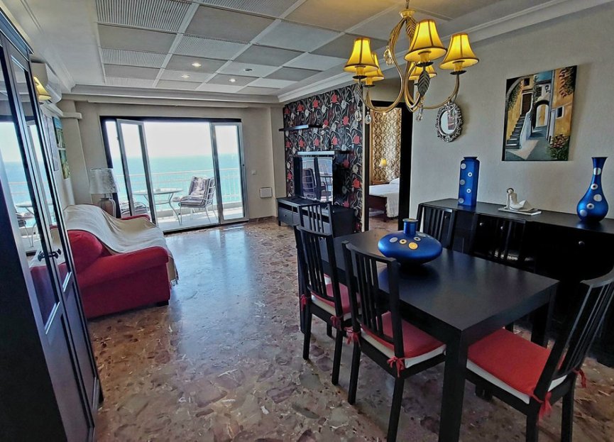 Resale - Apartment - Middle Floor Apartment - Fuengirola - Fuengirola Centro