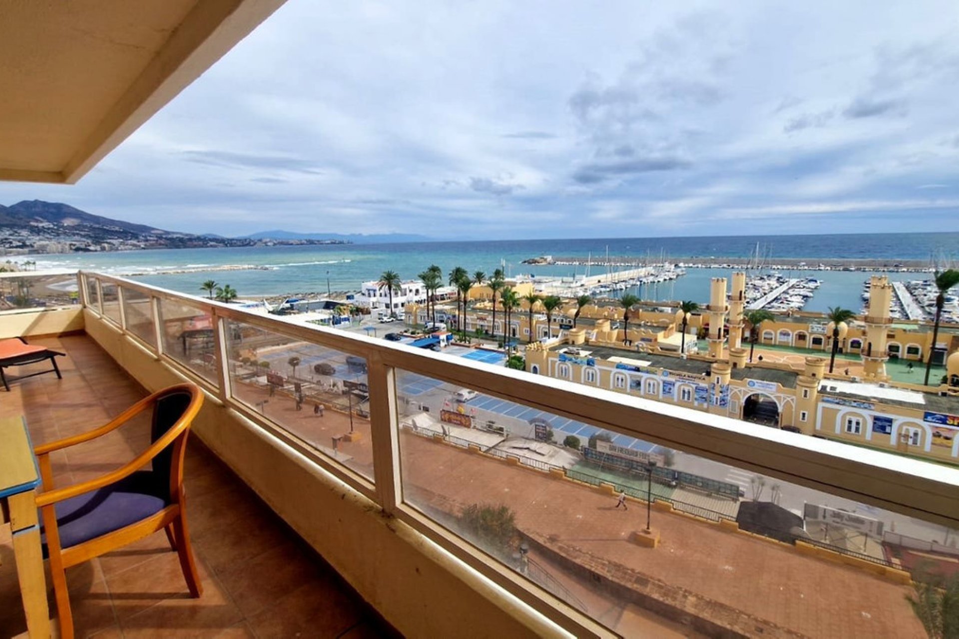 Resale - Apartment - Middle Floor Apartment - Fuengirola - Fuengirola Centro