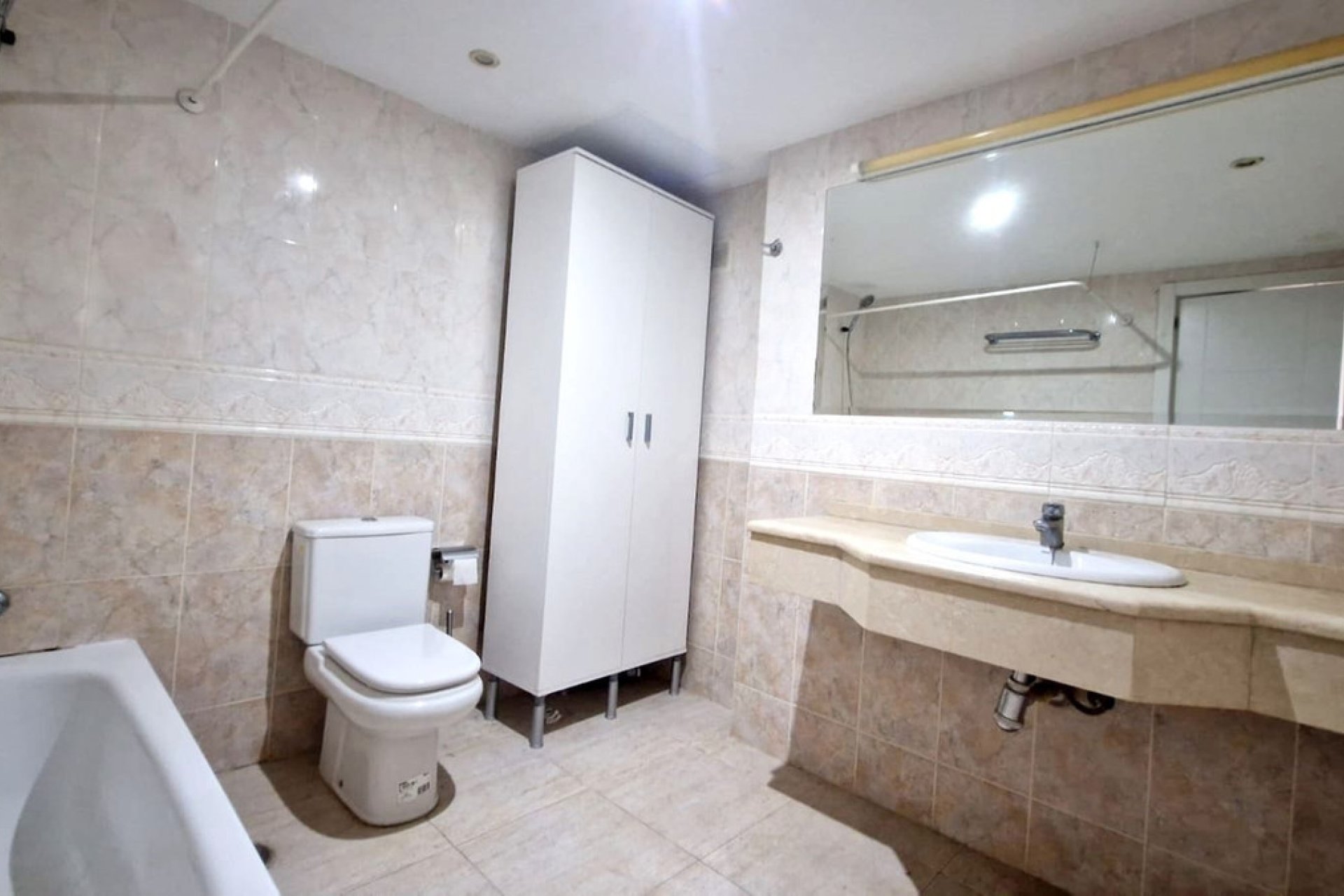 Resale - Apartment - Middle Floor Apartment - Fuengirola - Fuengirola Centro