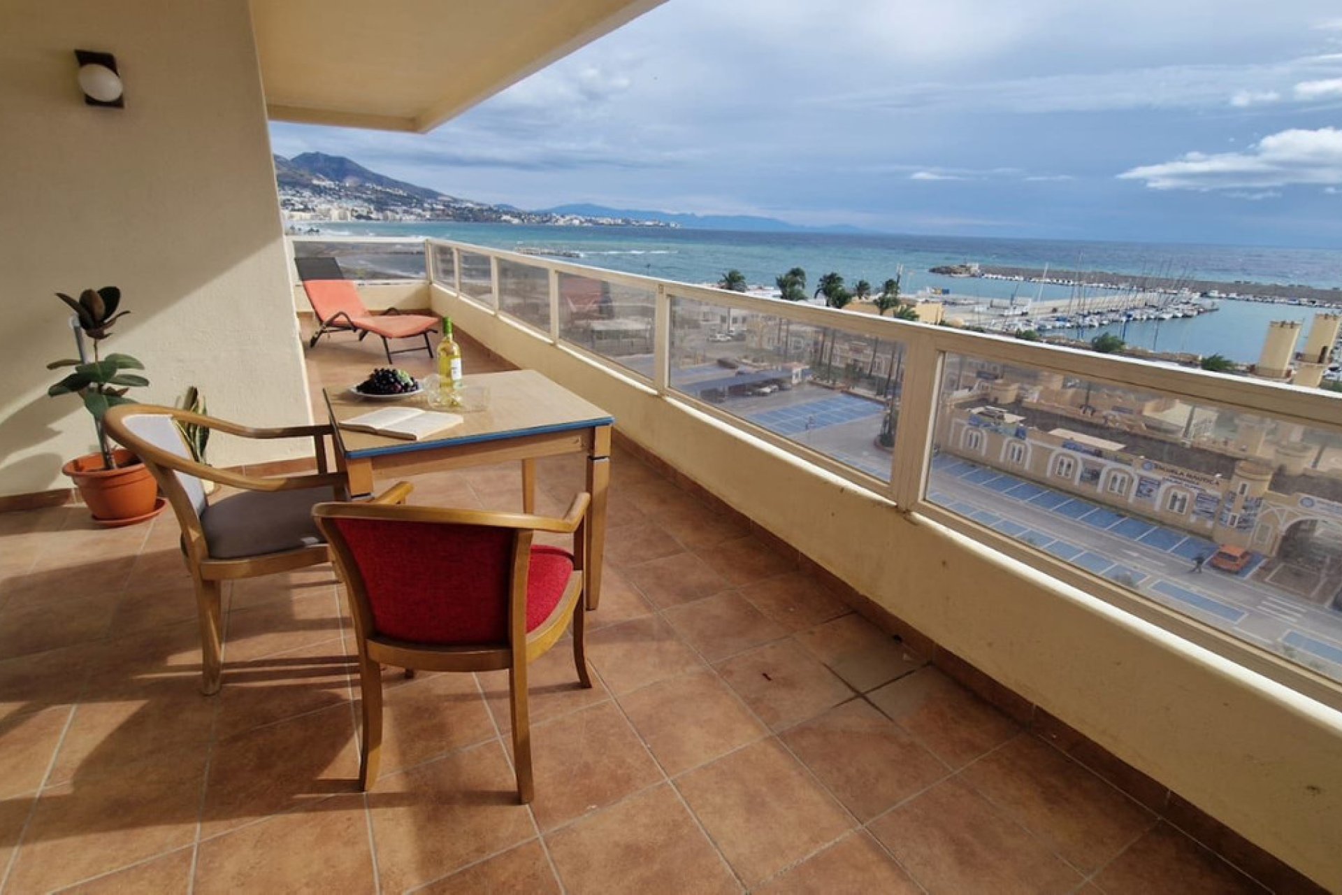 Resale - Apartment - Middle Floor Apartment - Fuengirola - Fuengirola Centro