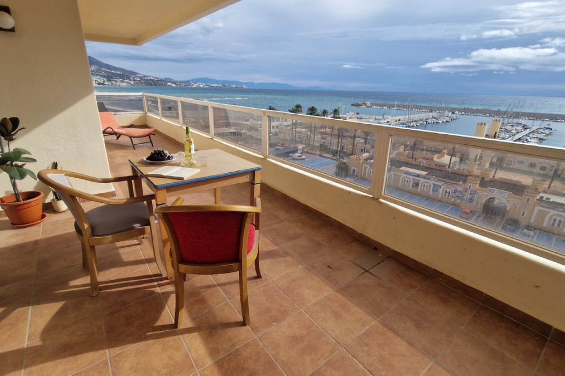 Resale - Apartment - Middle Floor Apartment - Fuengirola - Fuengirola Centro