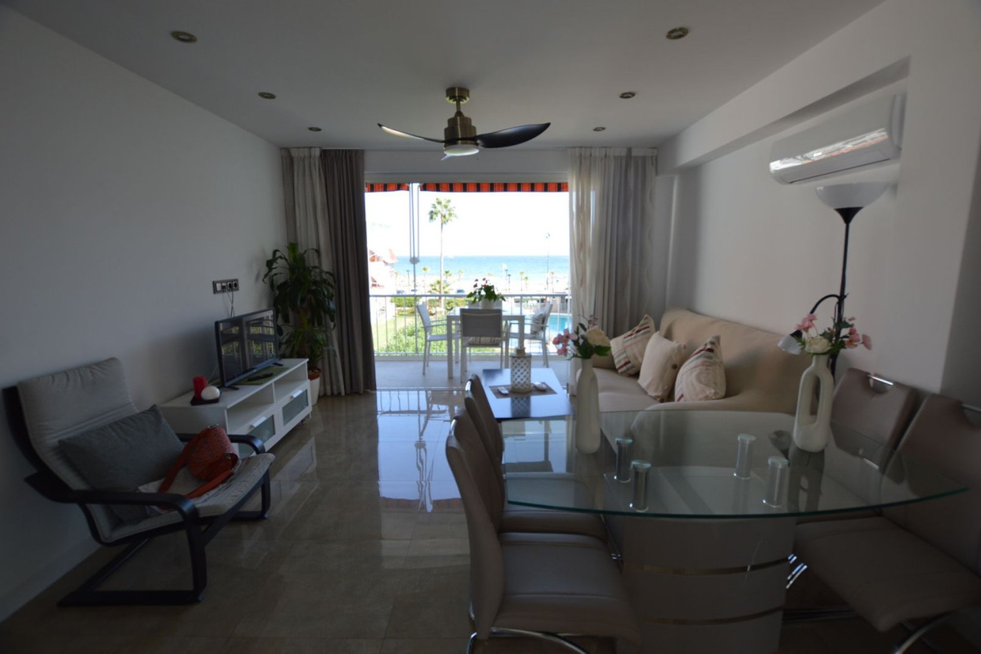 Resale - Apartment - Middle Floor Apartment - Fuengirola - Fuengirola Centro