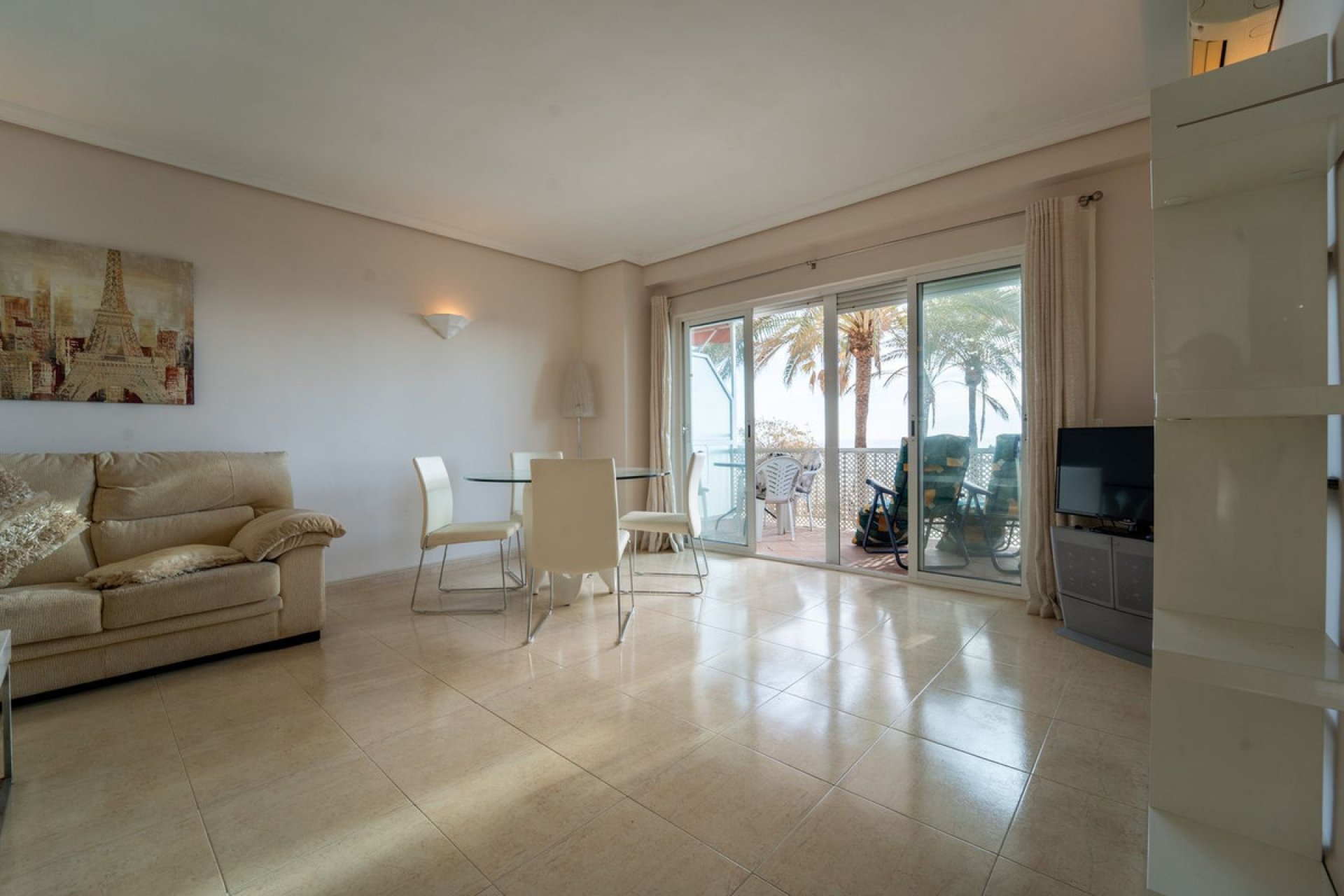 Resale - Apartment - Middle Floor Apartment - Fuengirola - Fuengirola Centro