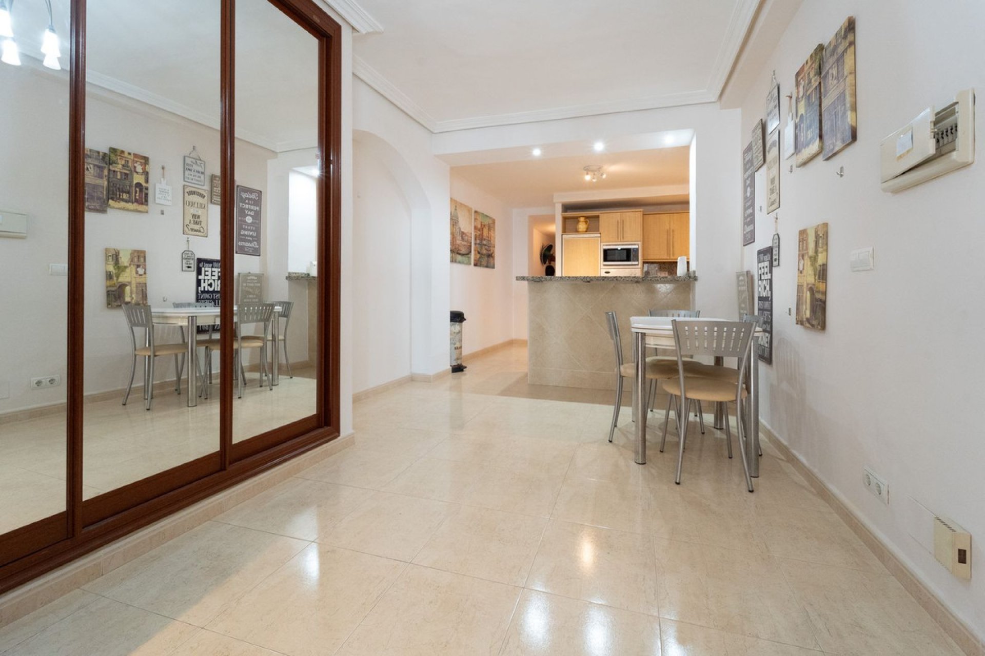 Resale - Apartment - Middle Floor Apartment - Fuengirola - Fuengirola Centro