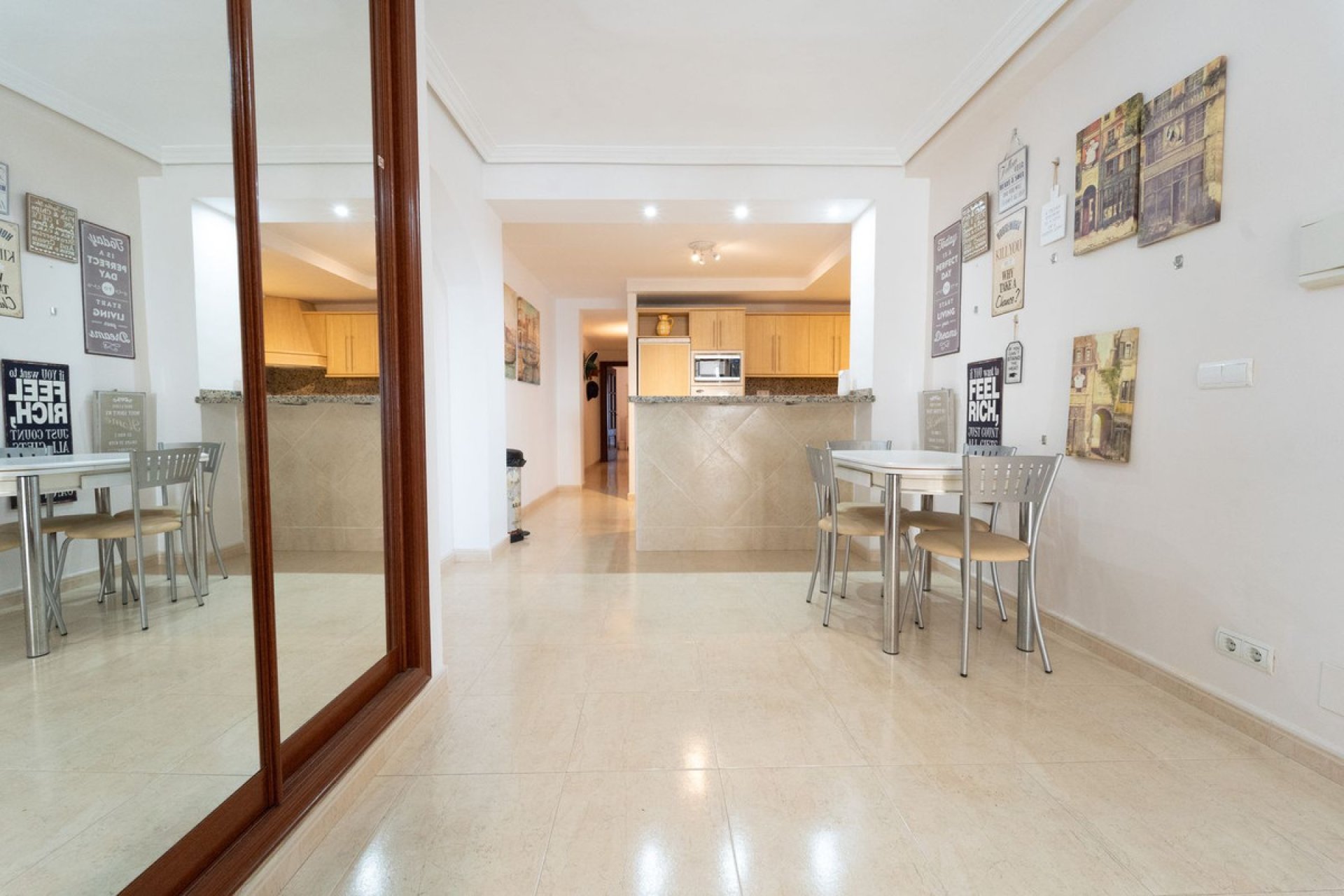 Resale - Apartment - Middle Floor Apartment - Fuengirola - Fuengirola Centro