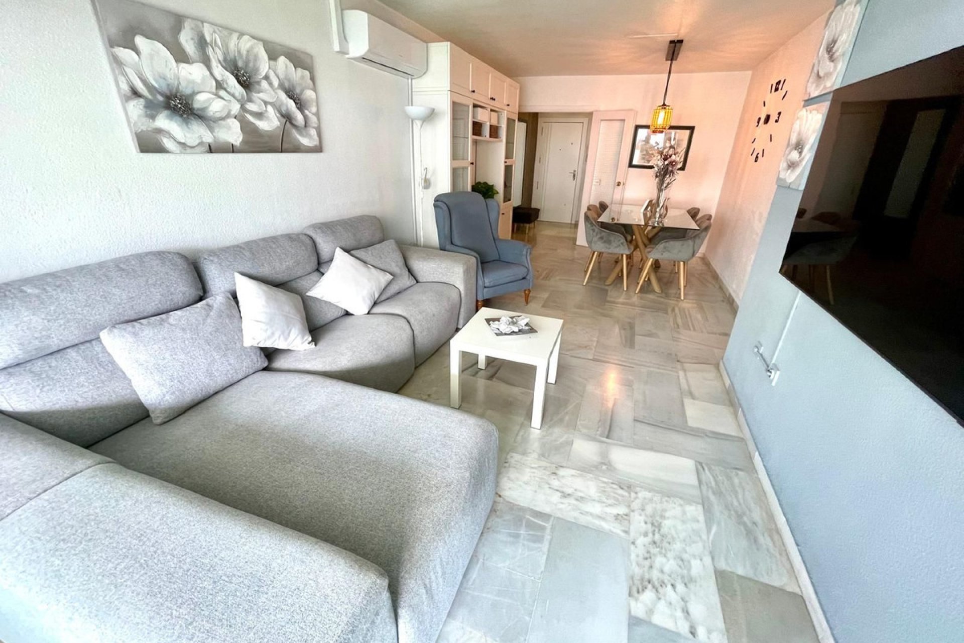 Resale - Apartment - Middle Floor Apartment - Fuengirola - Fuengirola Centro