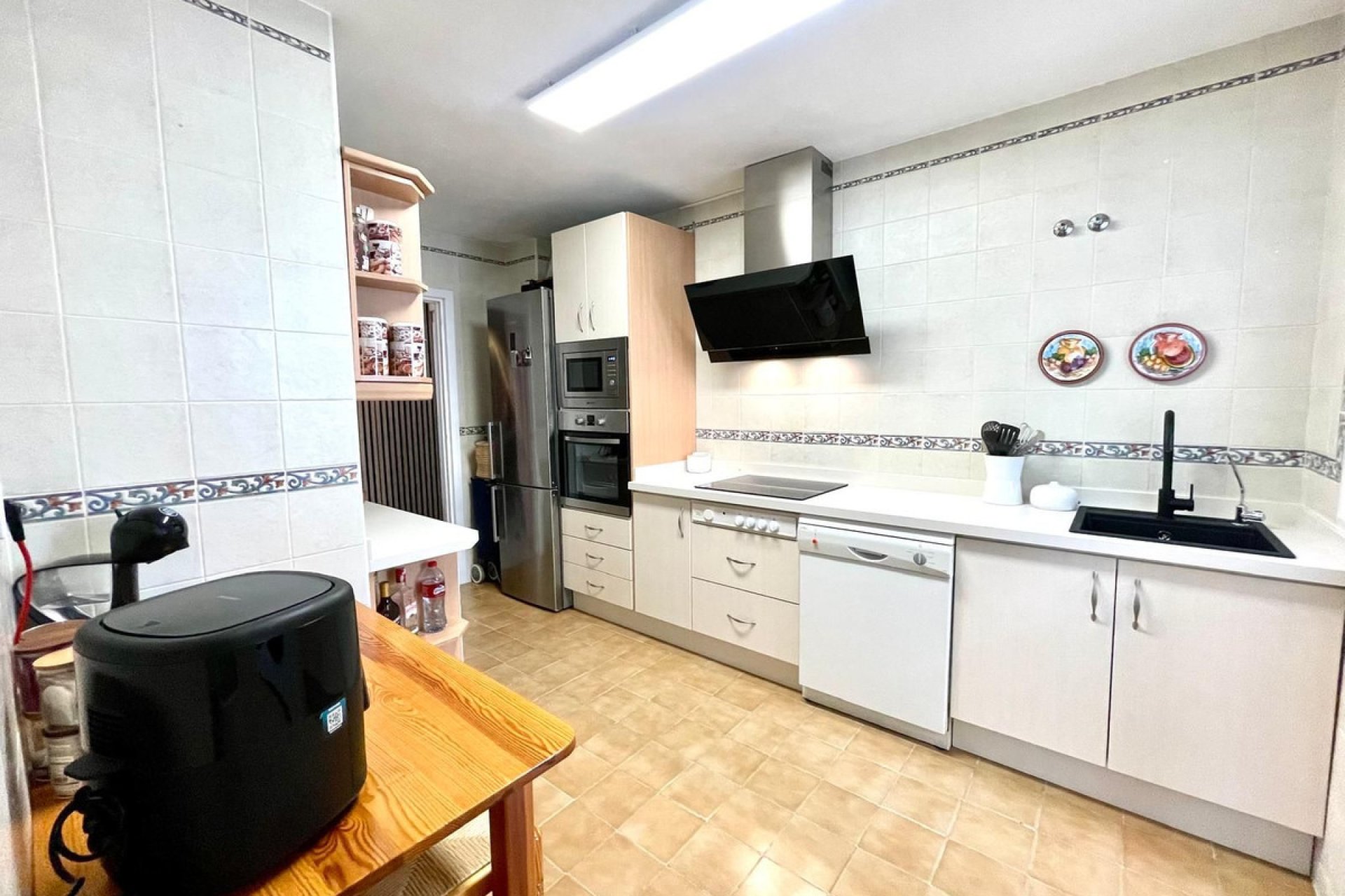 Resale - Apartment - Middle Floor Apartment - Fuengirola - Fuengirola Centro