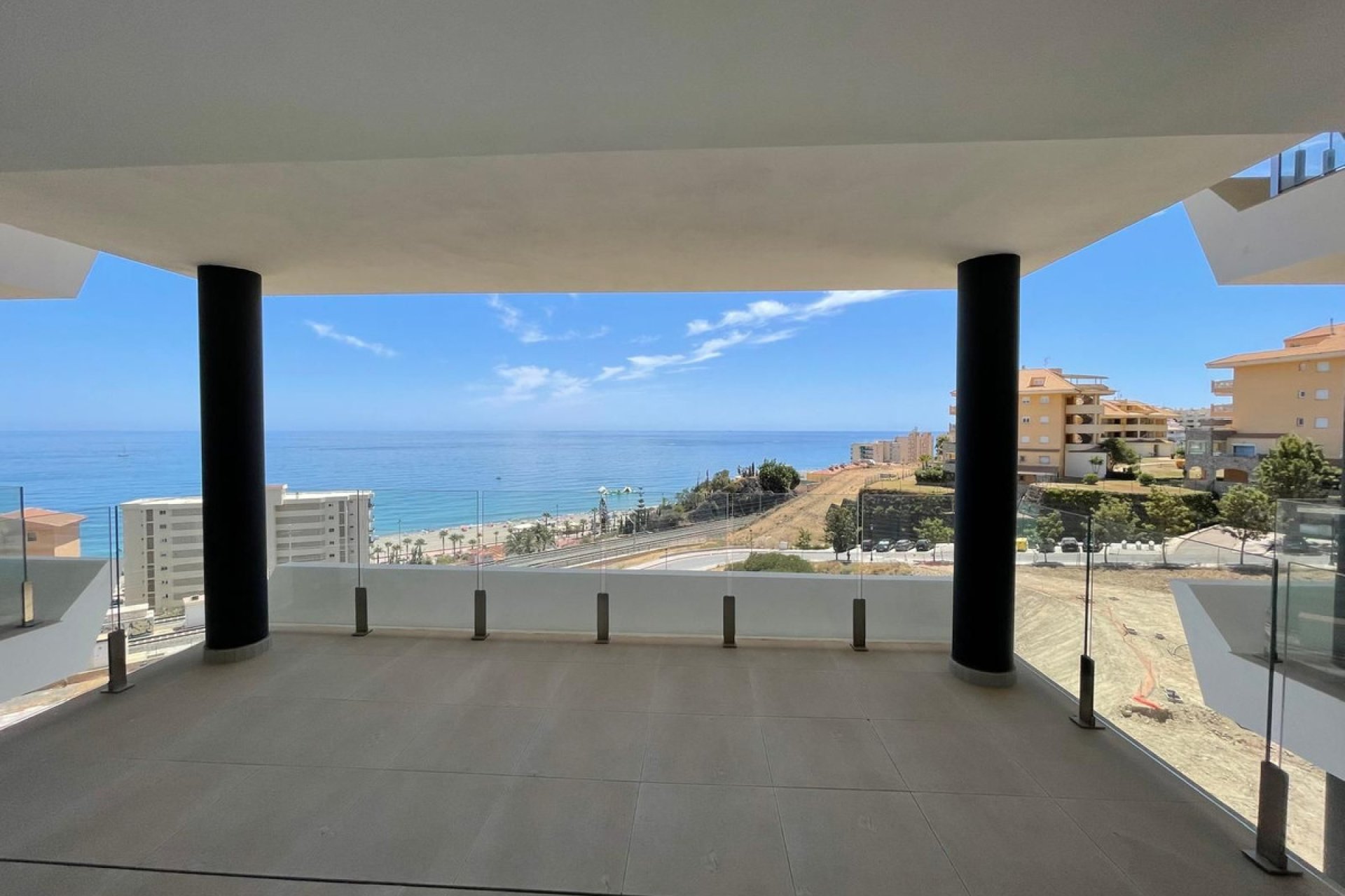 Resale - Apartment - Middle Floor Apartment - Fuengirola - Fuengirola Centro