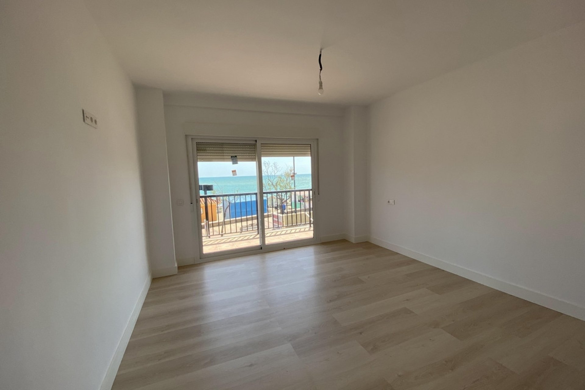 Resale - Apartment - Middle Floor Apartment - Fuengirola - Fuengirola Centro