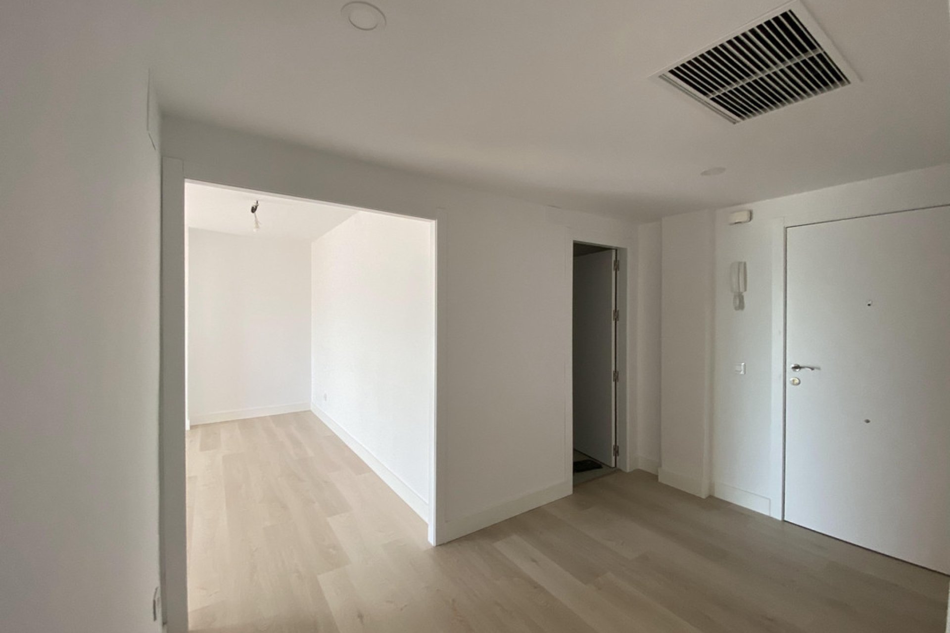 Resale - Apartment - Middle Floor Apartment - Fuengirola - Fuengirola Centro