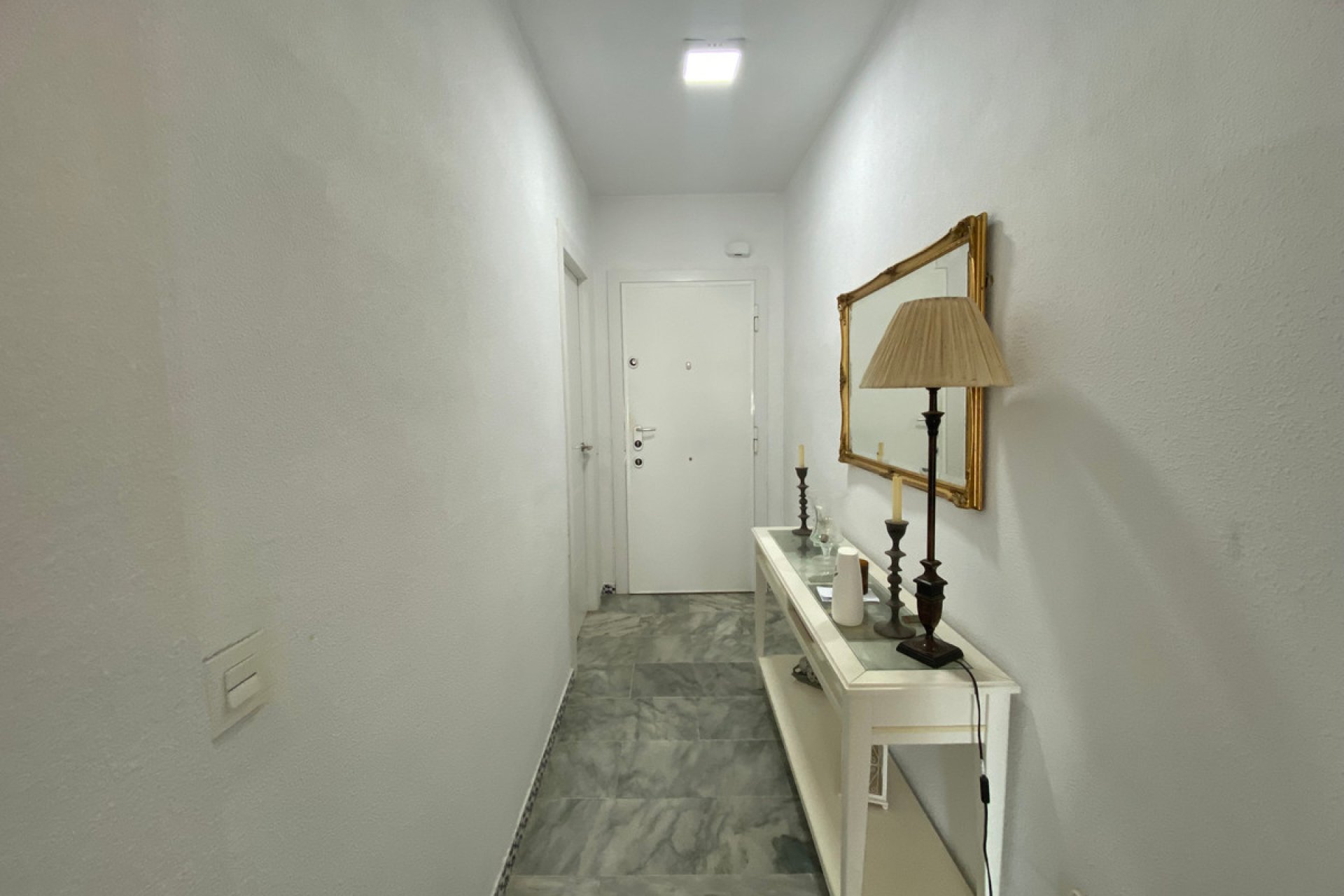 Resale - Apartment - Middle Floor Apartment - Fuengirola - Fuengirola Centro