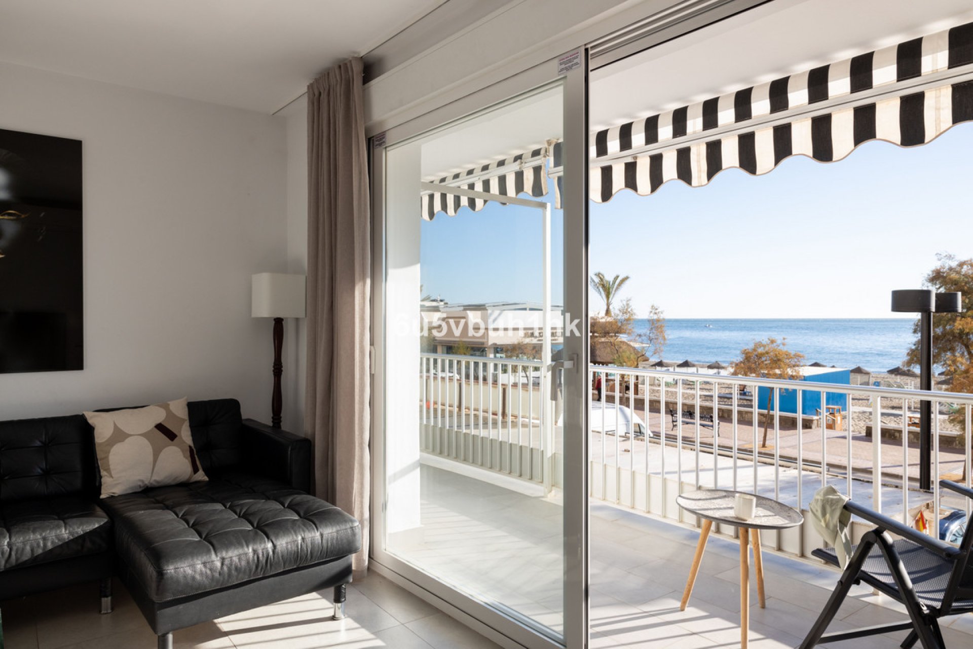 Resale - Apartment - Middle Floor Apartment - Fuengirola - Fuengirola Centro