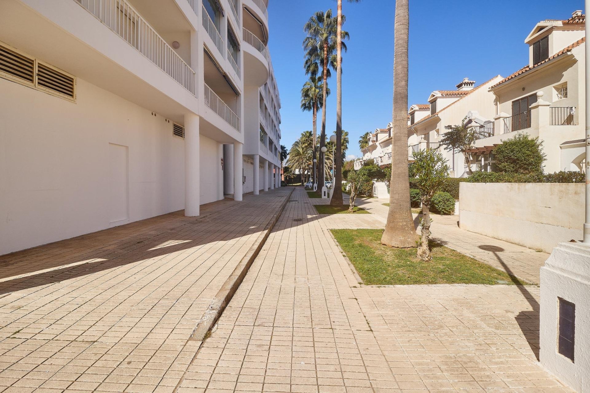 Resale - Apartment - Middle Floor Apartment - Fuengirola - Fuengirola Centro