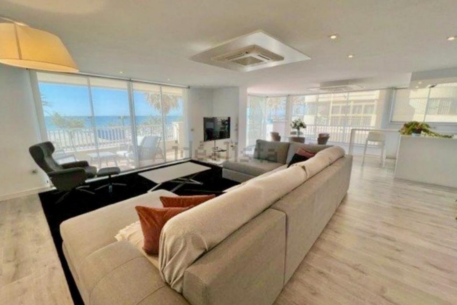 Resale - Apartment - Middle Floor Apartment - Fuengirola - Fuengirola Centro