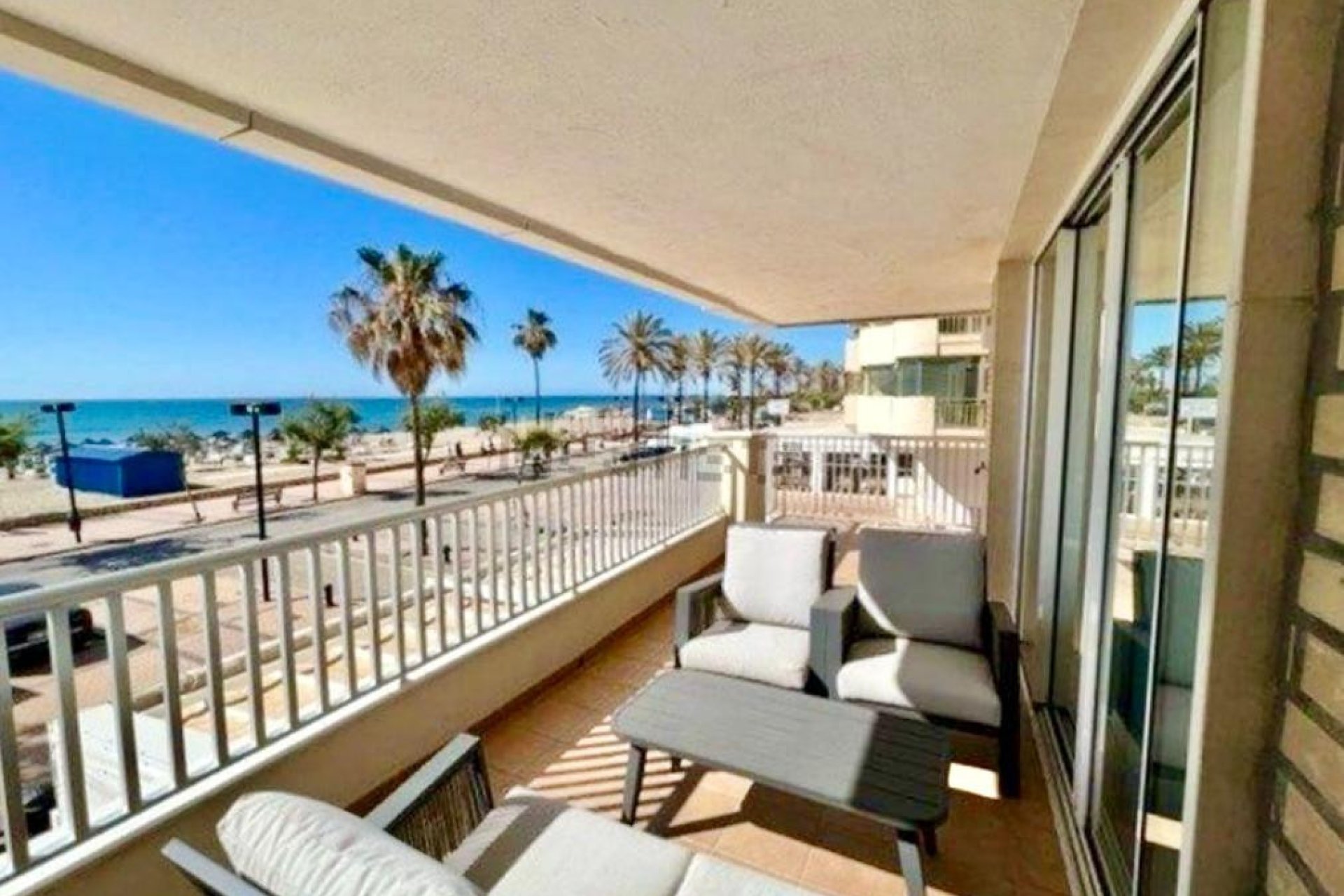 Resale - Apartment - Middle Floor Apartment - Fuengirola - Fuengirola Centro