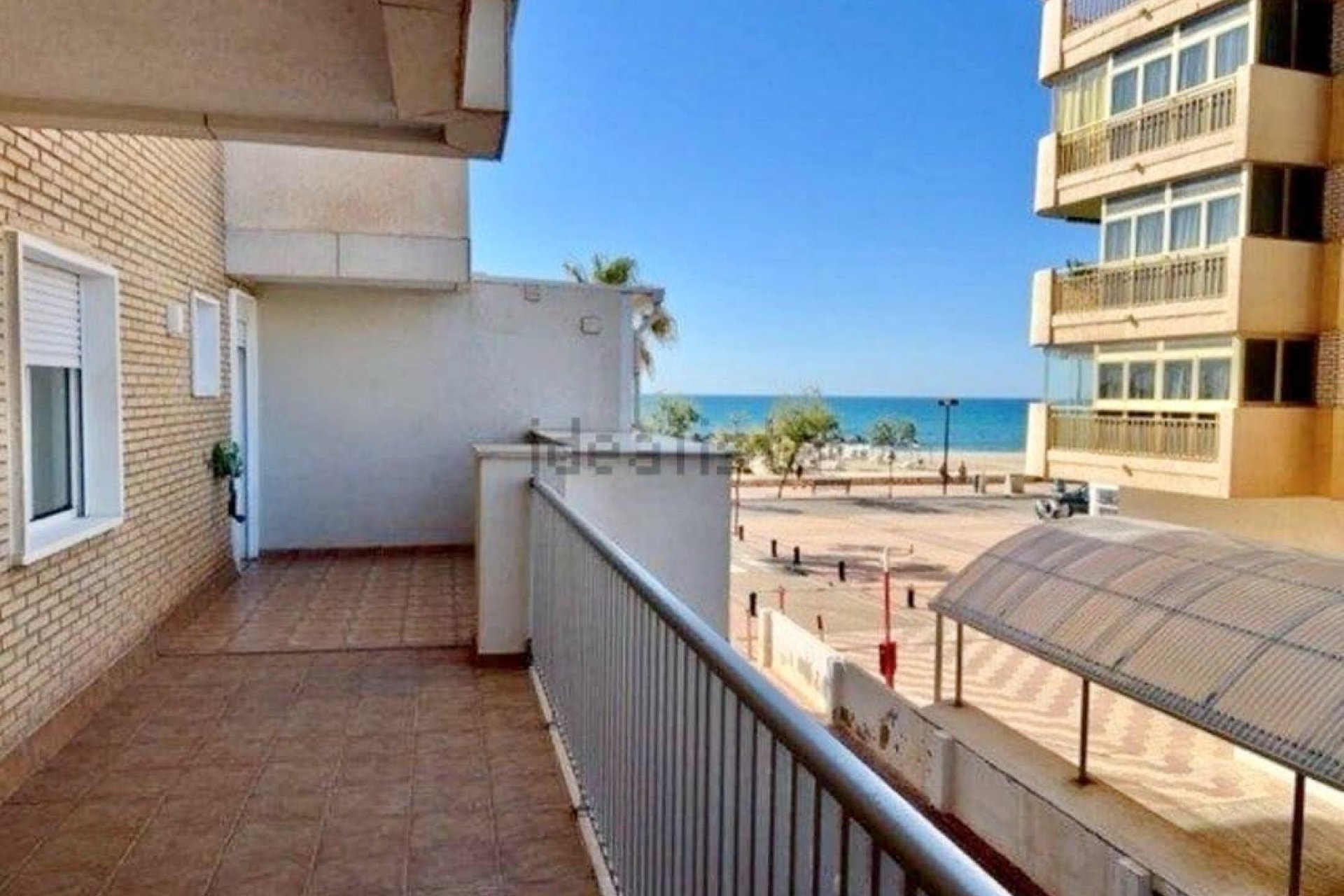 Resale - Apartment - Middle Floor Apartment - Fuengirola - Fuengirola Centro