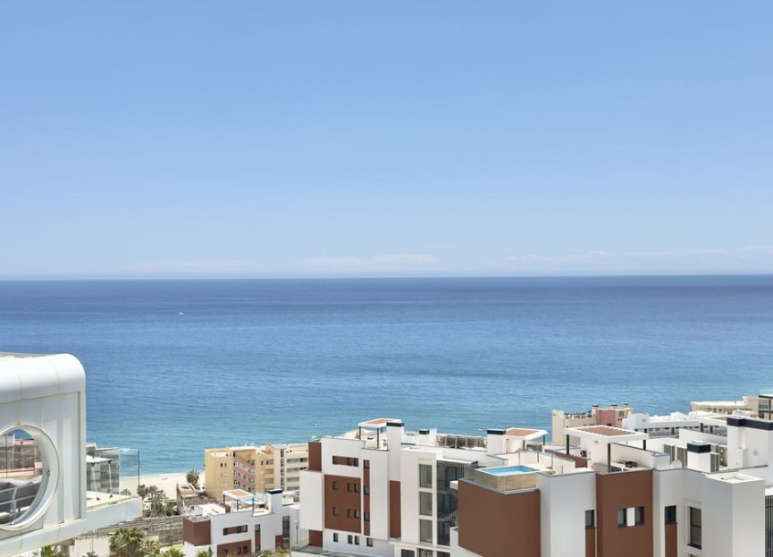 Resale - Apartment - Middle Floor Apartment - Fuengirola - Fuengirola Centro