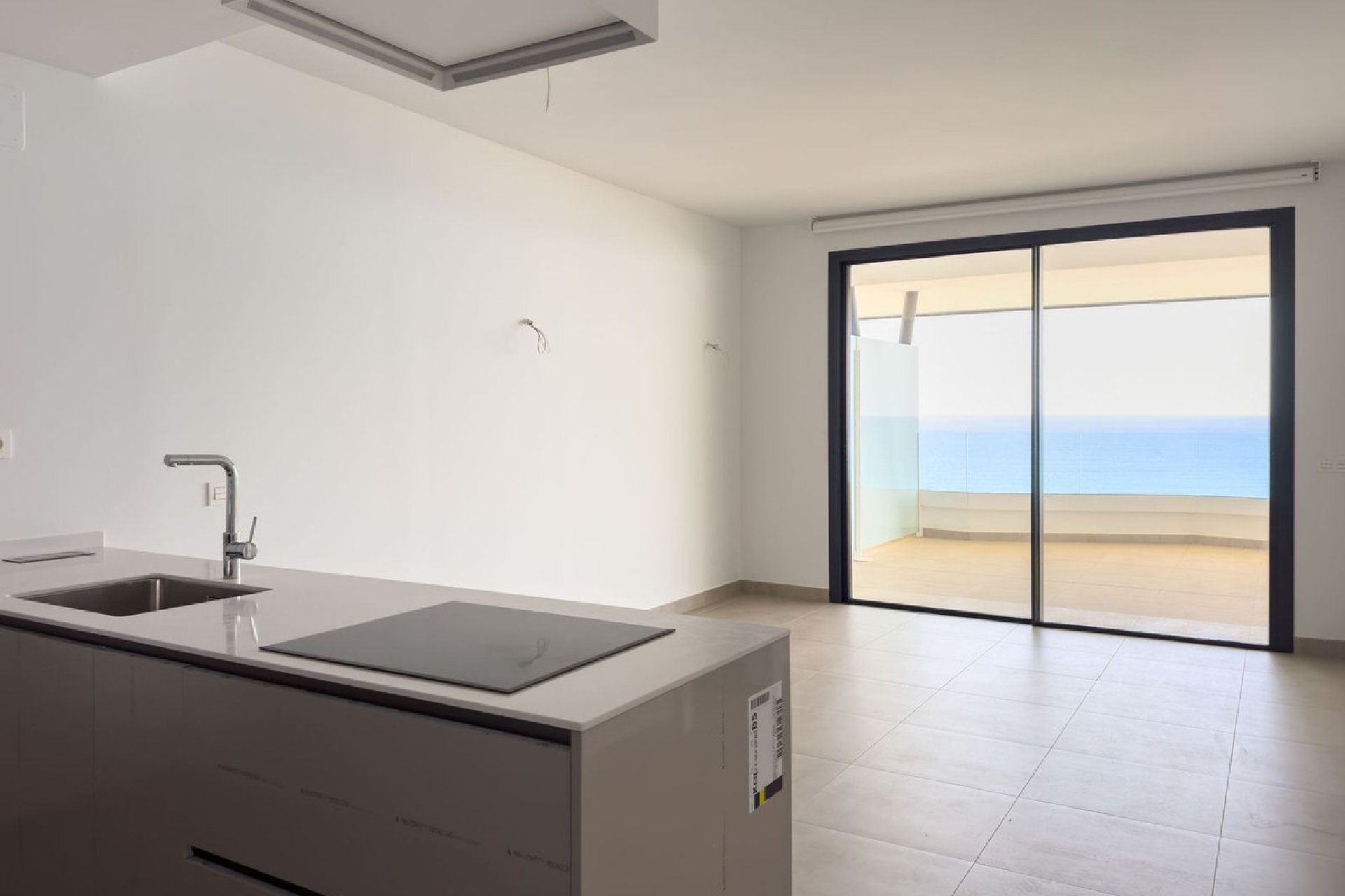 Resale - Apartment - Middle Floor Apartment - Fuengirola - Fuengirola Centro