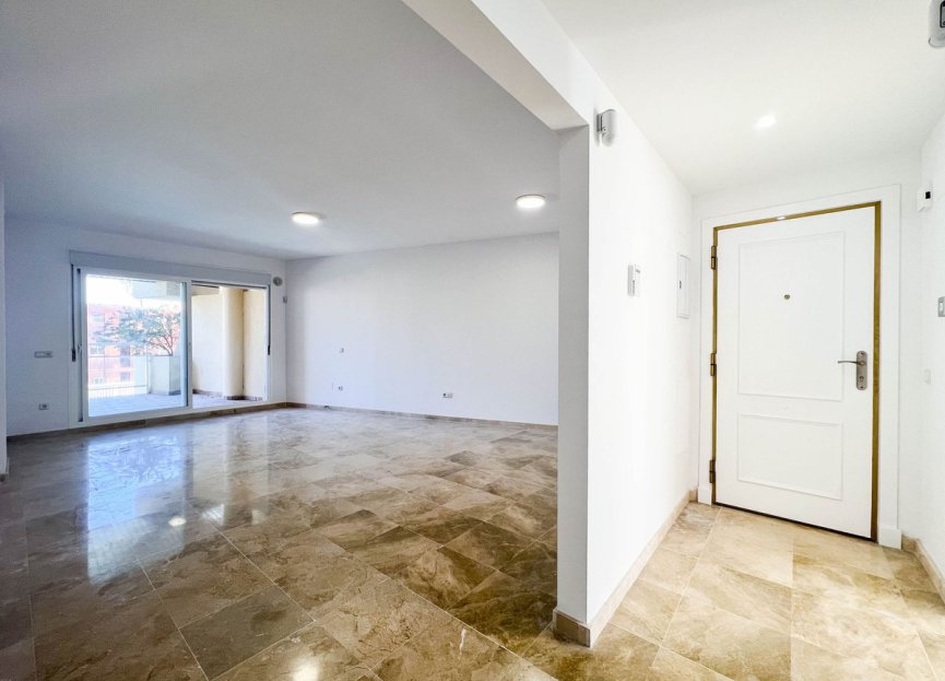 Resale - Apartment - Middle Floor Apartment - Fuengirola - Fuengirola Centro