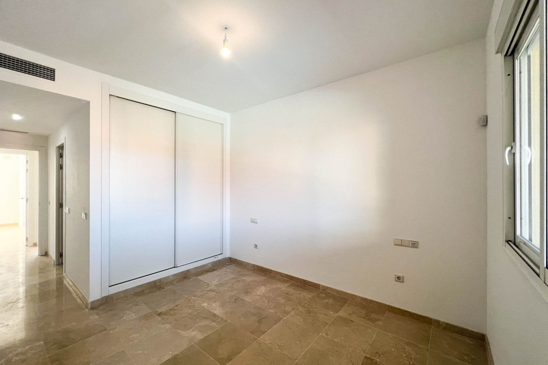 Resale - Apartment - Middle Floor Apartment - Fuengirola - Fuengirola Centro