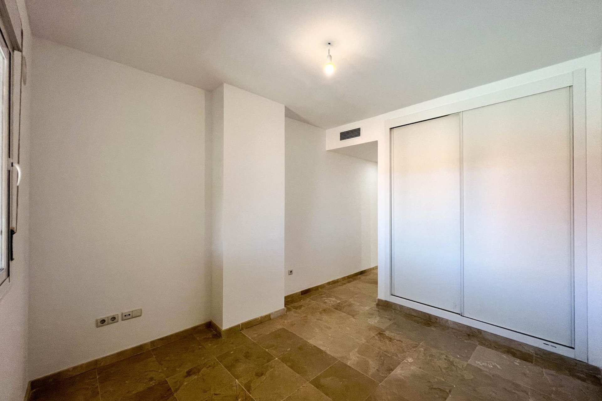 Resale - Apartment - Middle Floor Apartment - Fuengirola - Fuengirola Centro