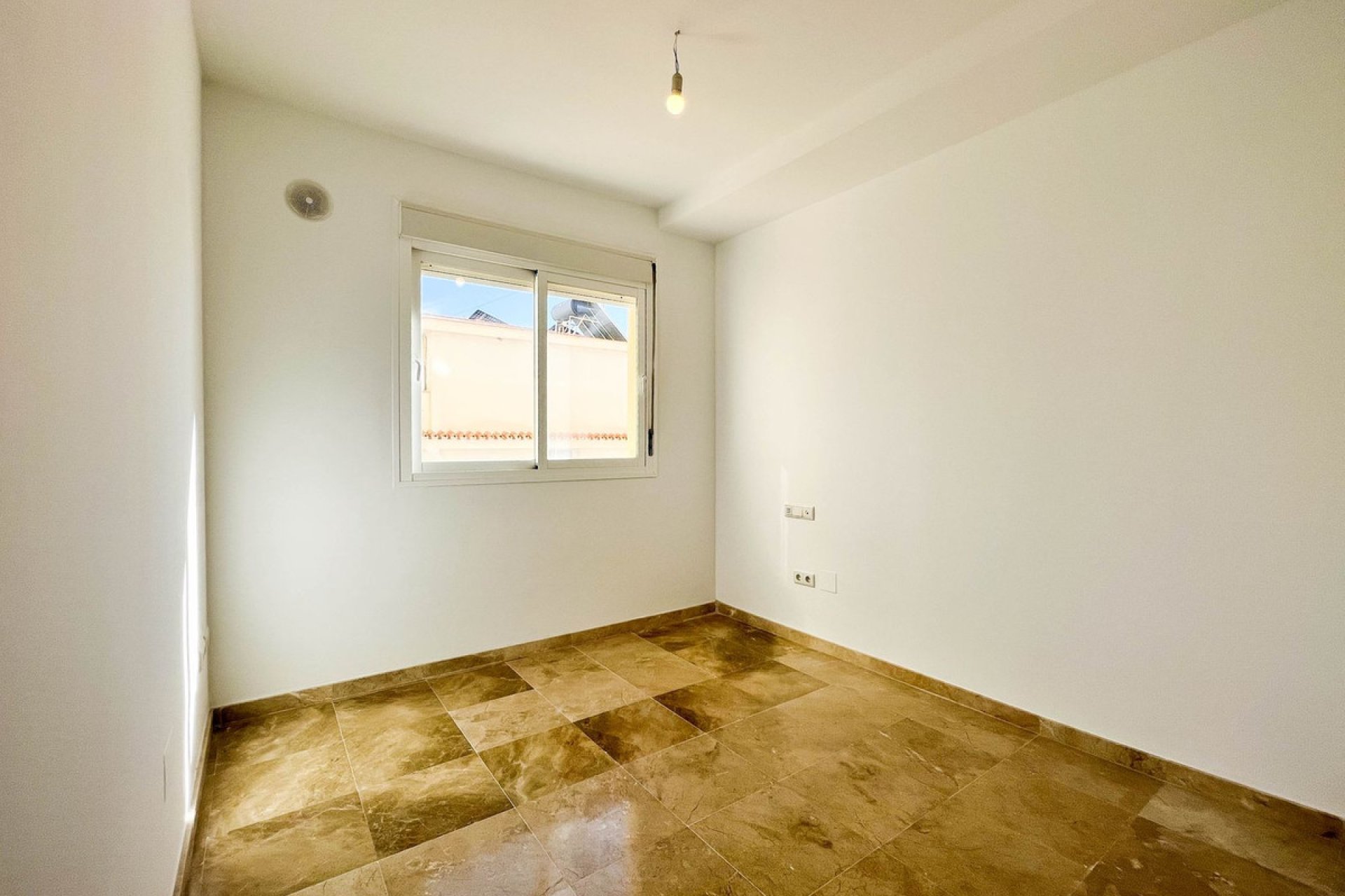 Resale - Apartment - Middle Floor Apartment - Fuengirola - Fuengirola Centro