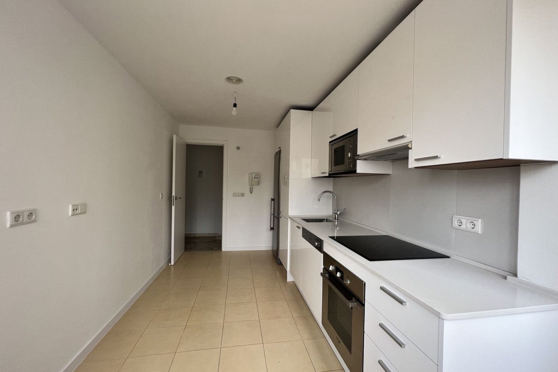 Resale - Apartment - Middle Floor Apartment - Fuengirola - Fuengirola Centro