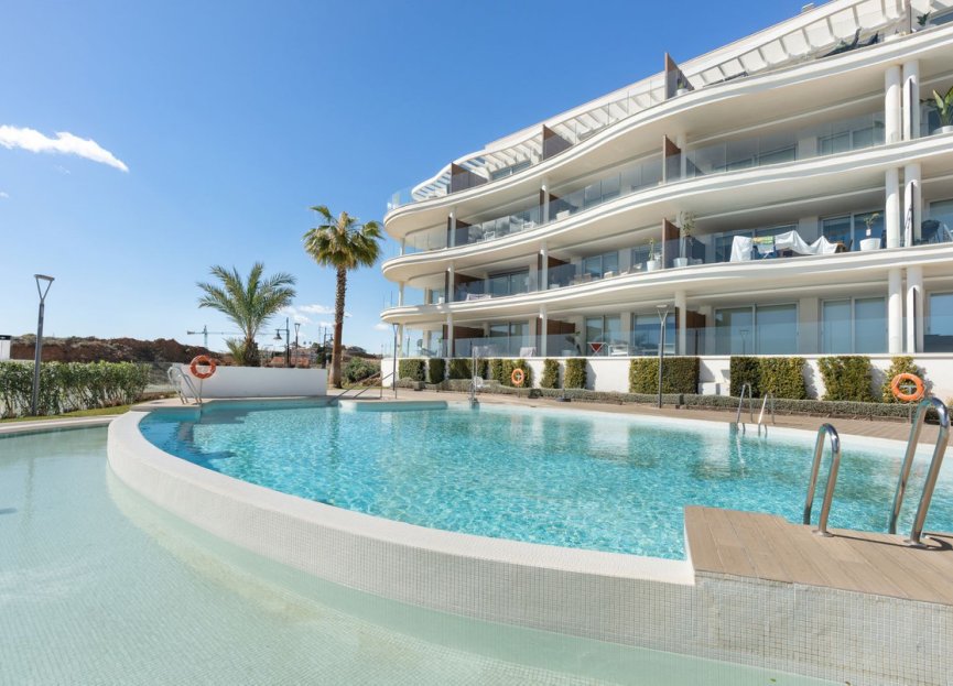 Resale - Apartment - Middle Floor Apartment - Fuengirola - Fuengirola Centro