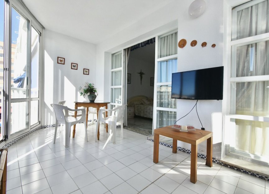 Resale - Apartment - Middle Floor Apartment - Fuengirola - Fuengirola Centro