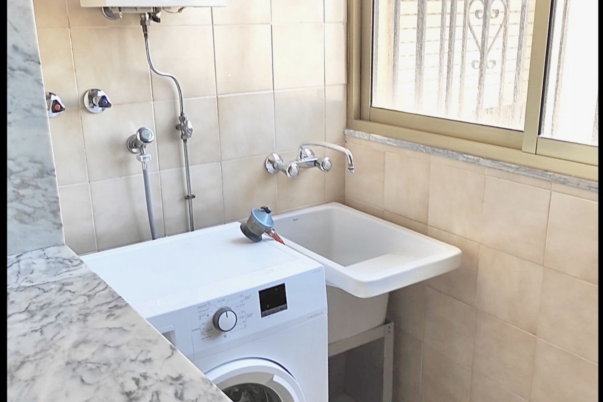 Resale - Apartment - Middle Floor Apartment - Fuengirola - Fuengirola Centro