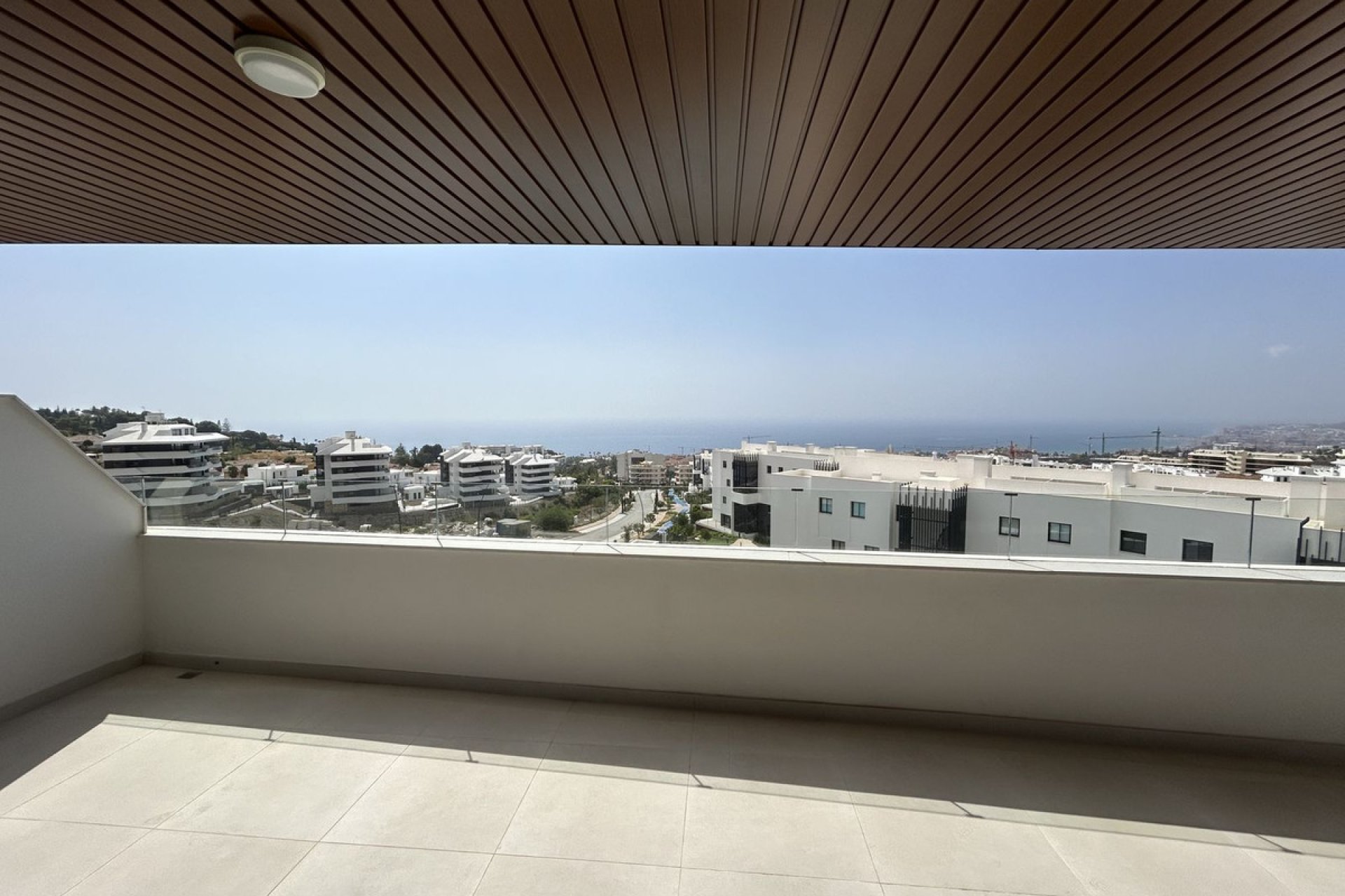 Resale - Apartment - Middle Floor Apartment - Fuengirola - Fuengirola Centro