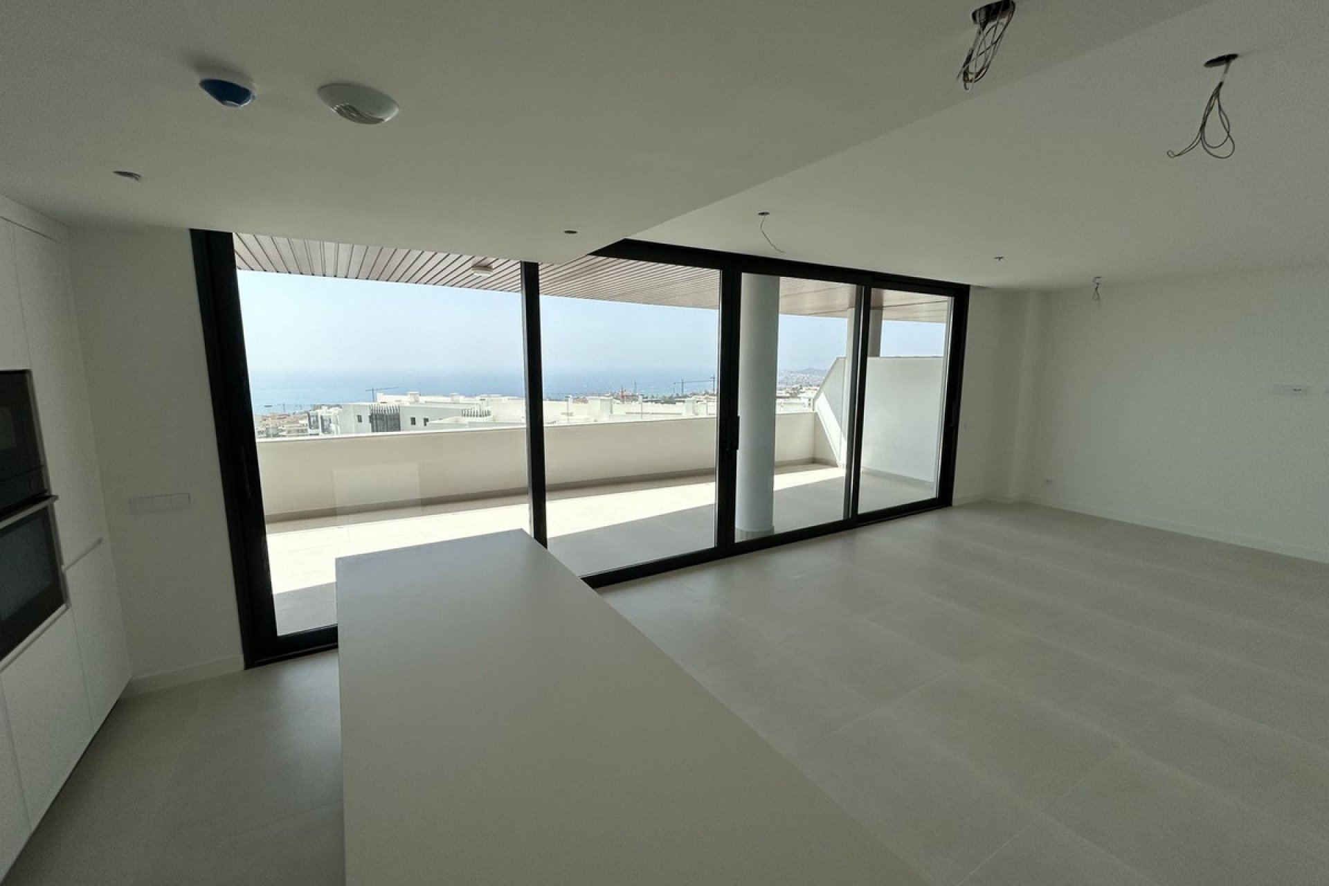 Resale - Apartment - Middle Floor Apartment - Fuengirola - Fuengirola Centro