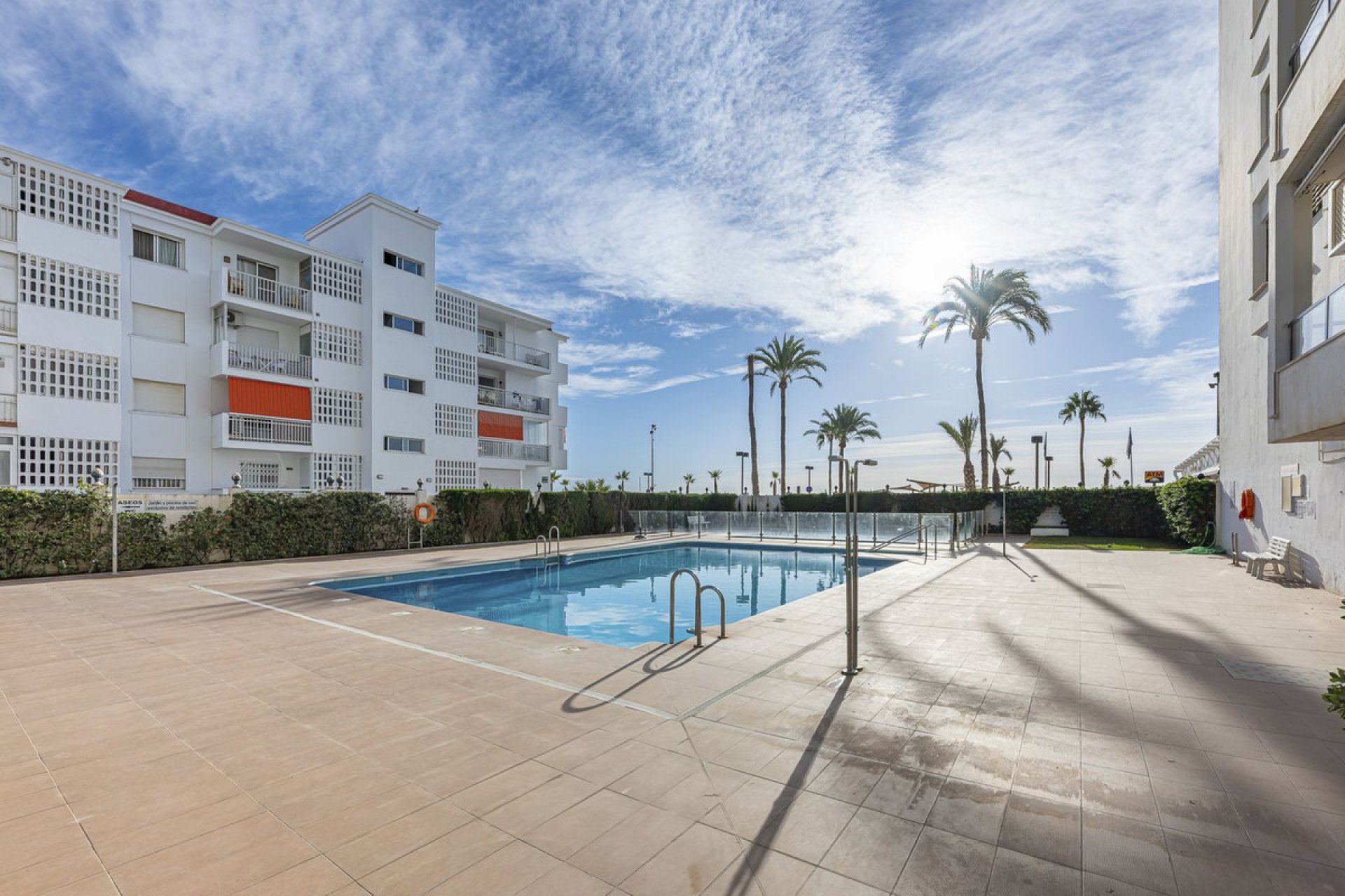 Resale - Apartment - Middle Floor Apartment - Fuengirola - Fuengirola Centro