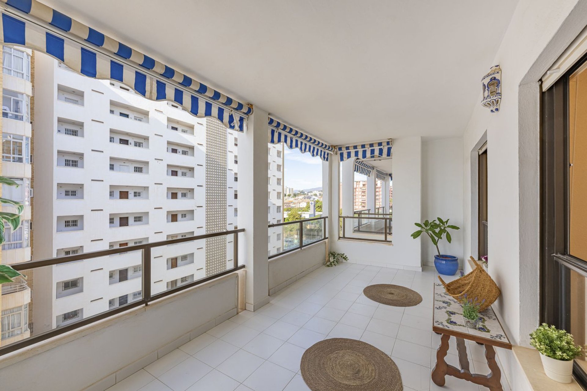 Resale - Apartment - Middle Floor Apartment - Fuengirola - Fuengirola Centro