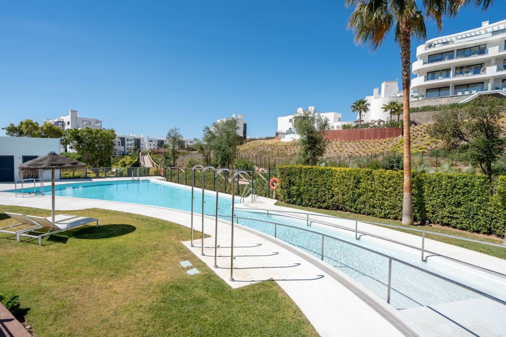 Resale - Apartment - Middle Floor Apartment - Fuengirola - Fuengirola Centro