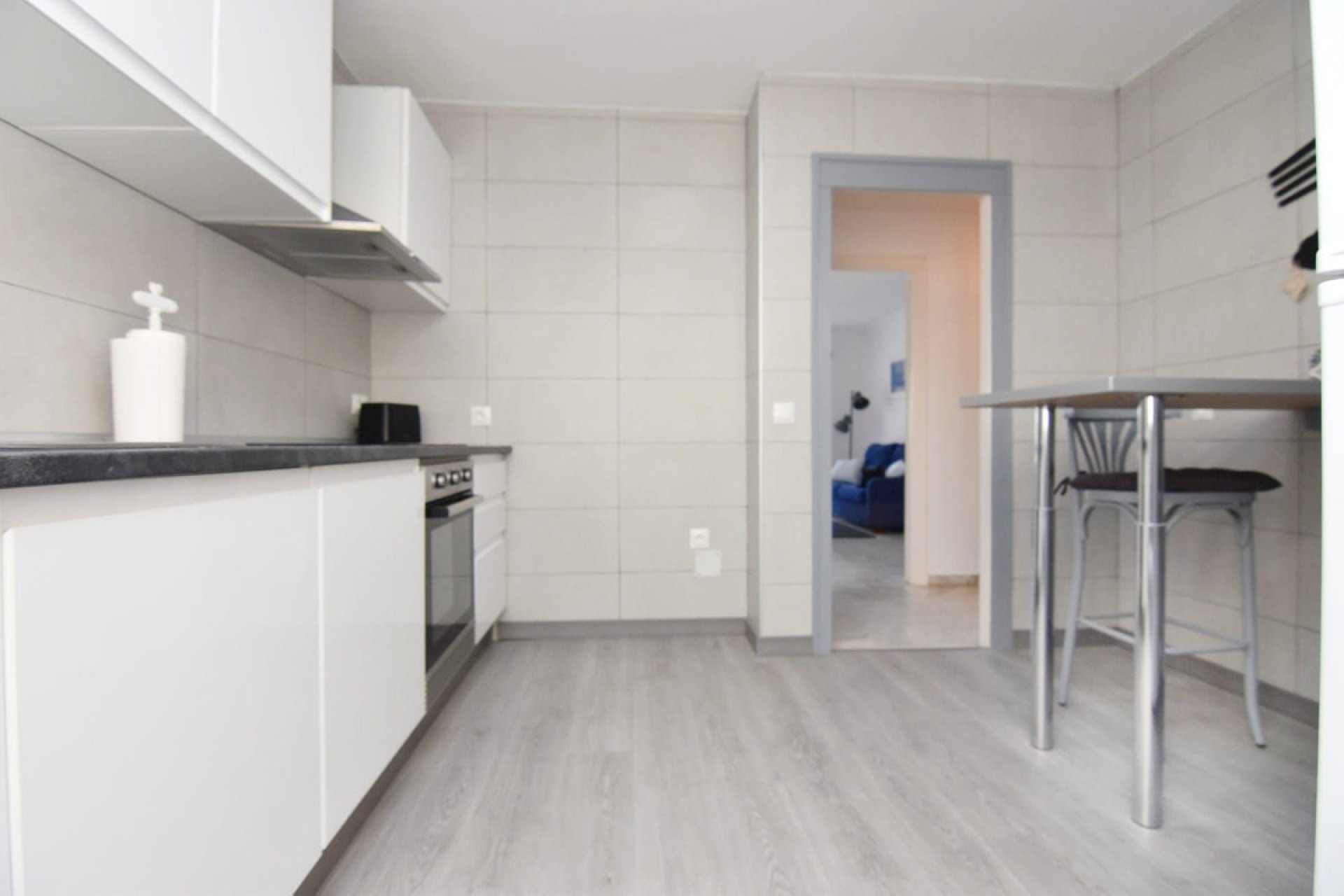 Resale - Apartment - Middle Floor Apartment - Fuengirola - Fuengirola Centro