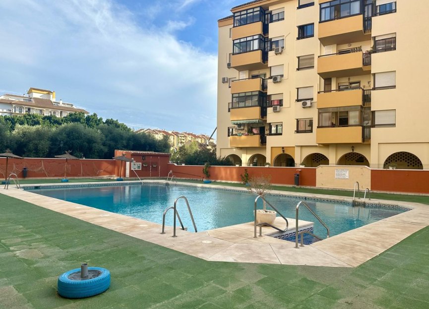 Resale - Apartment - Middle Floor Apartment - Fuengirola - Fuengirola Centro