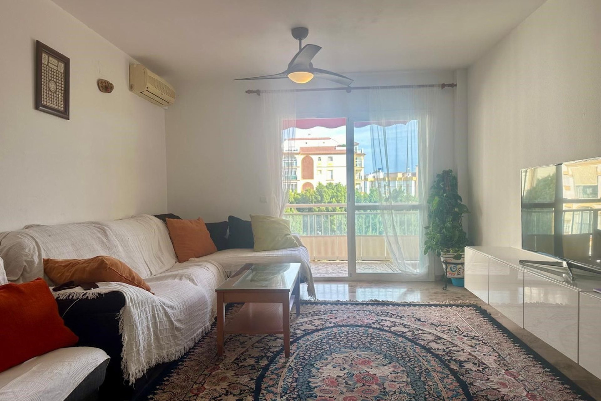 Resale - Apartment - Middle Floor Apartment - Fuengirola - Fuengirola Centro