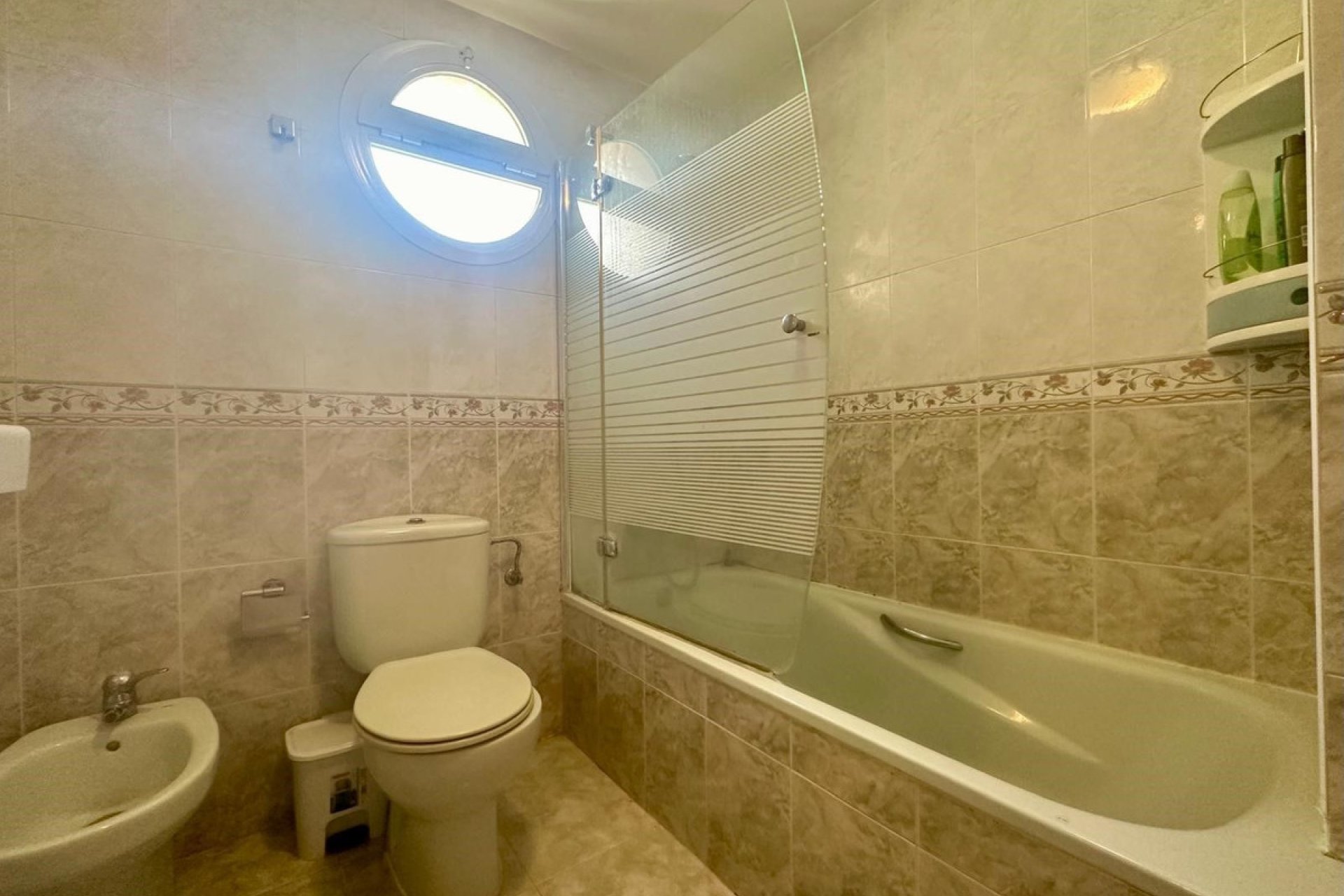 Resale - Apartment - Middle Floor Apartment - Fuengirola - Fuengirola Centro