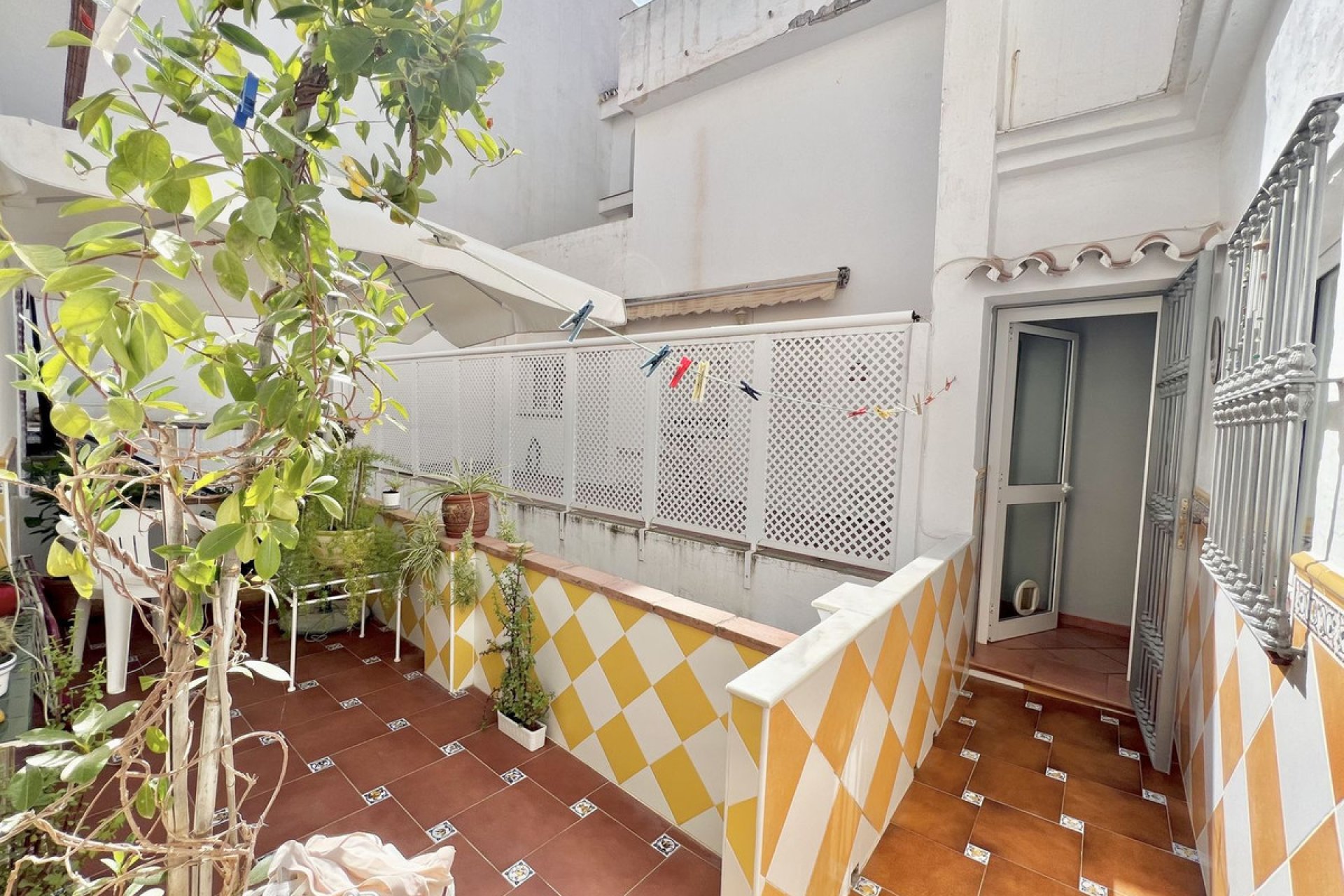 Resale - Apartment - Middle Floor Apartment - Fuengirola - Fuengirola Centro